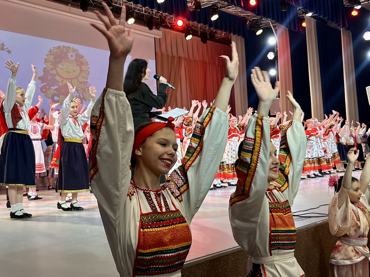 Наро-Фоминск, Наро-Фоминский городской округ. танец, культура Подмосковья, Веселинка, ансамбль танца