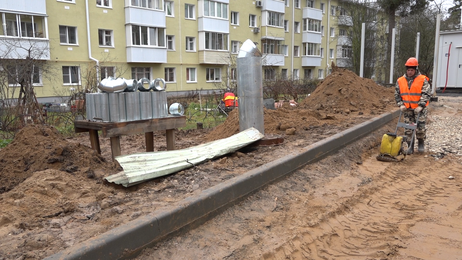 благоустройство территории, власиха благоустройство, новый бтп, власиха заозерный, блочно-модульный тепловой пункт,