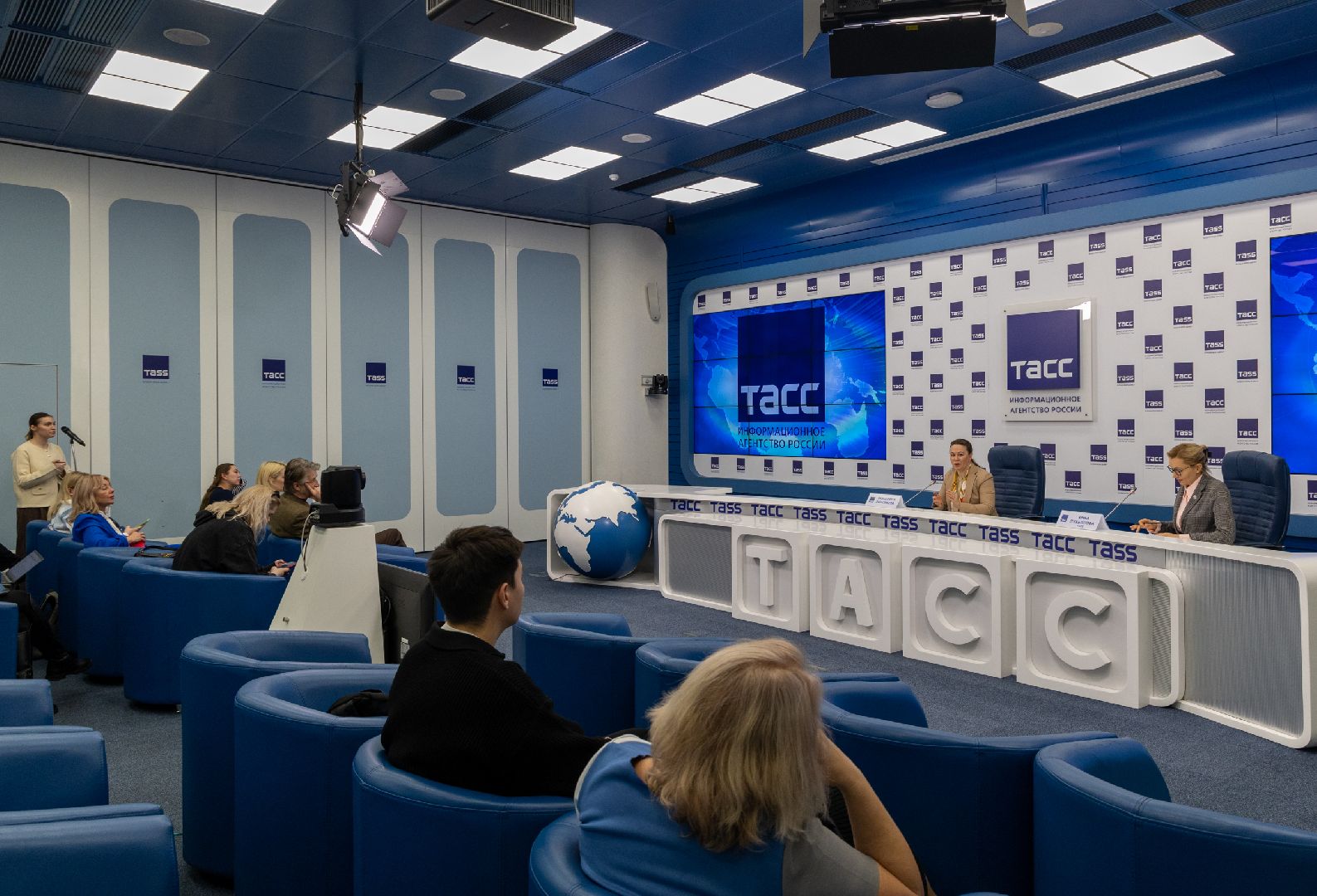 робот софия, тасс, красногорск, собкор,