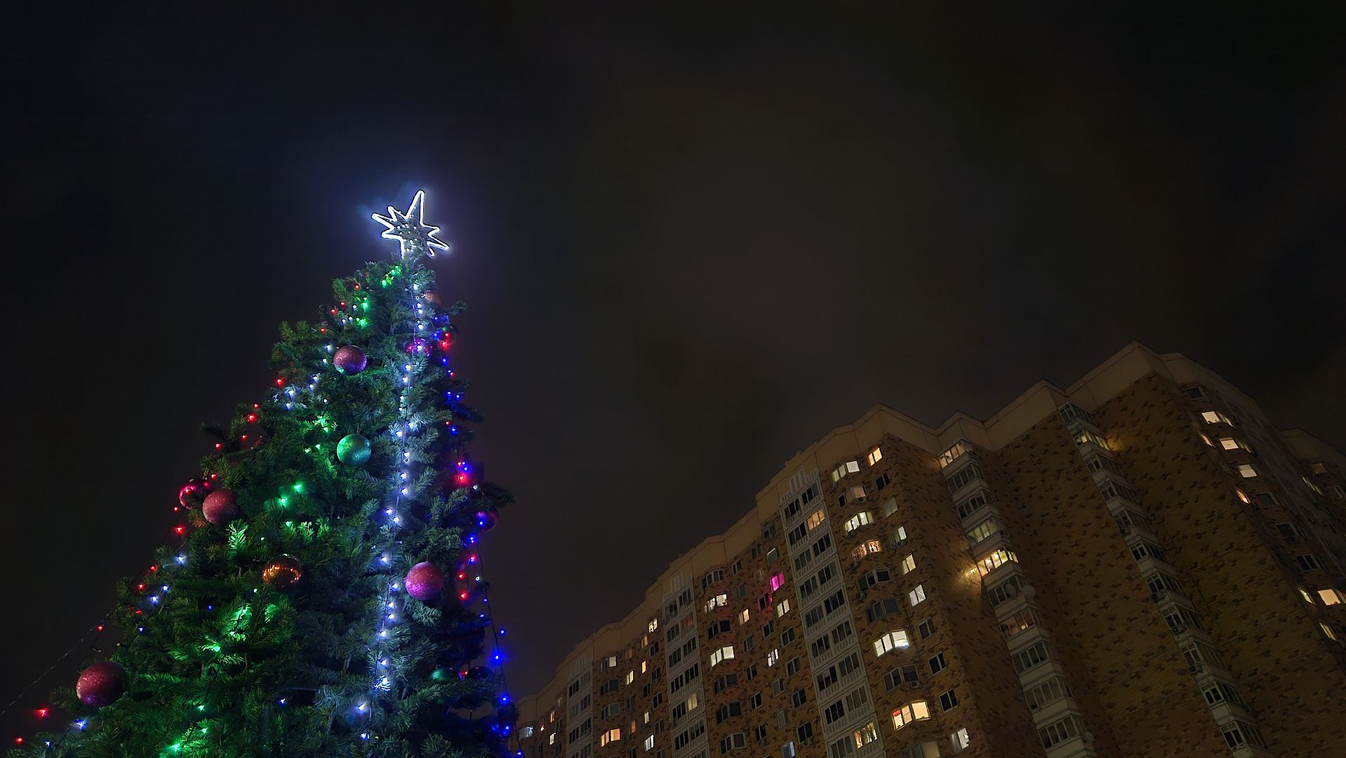 долгопрудный, зима в подмосковье 2025, новогоднее оформление, конкурс,конкурс на новогоднее оформление, гирлянды,