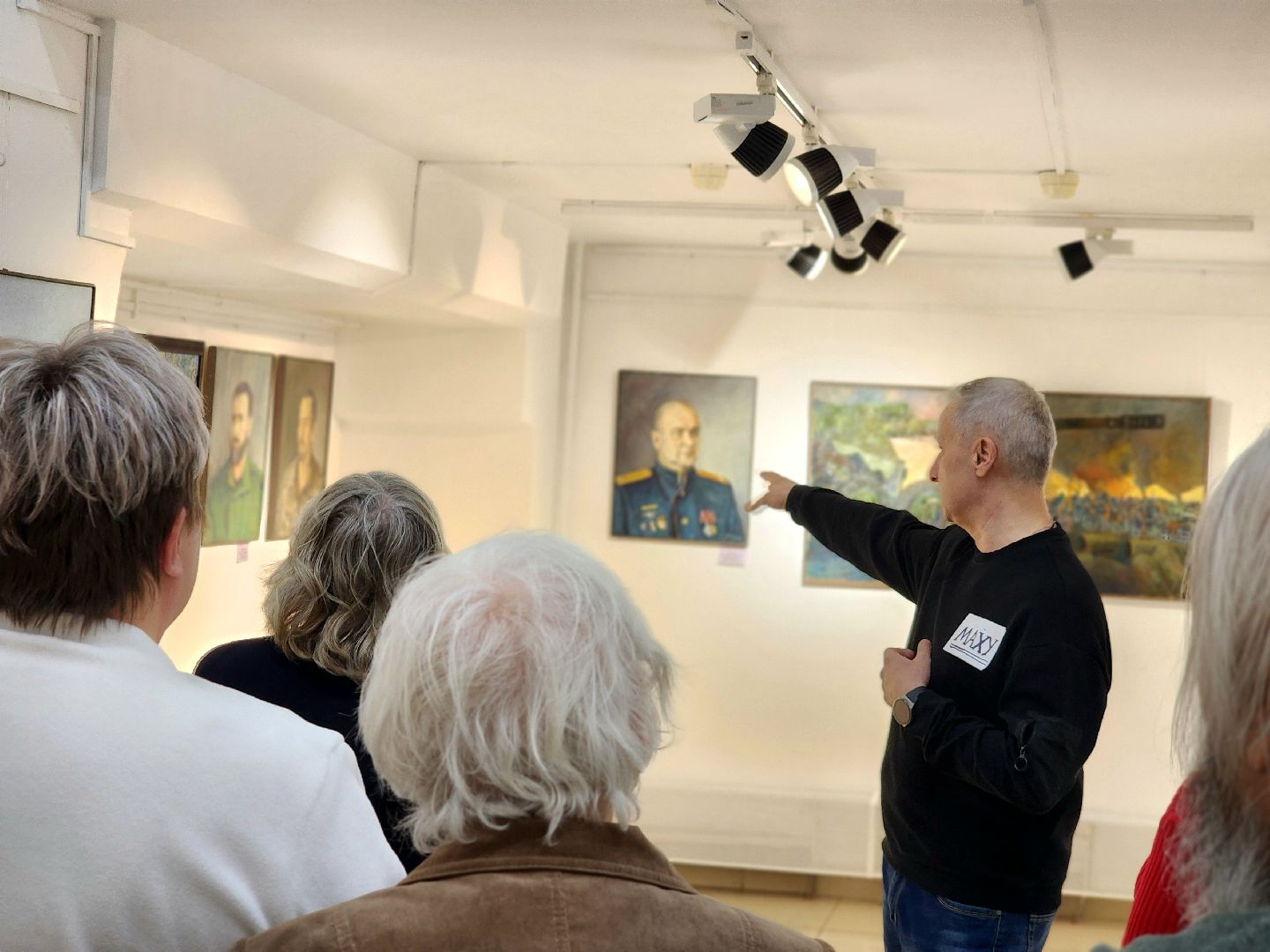 выставка , сво, вов, герои отечества-связь поколений, союз художников россии,