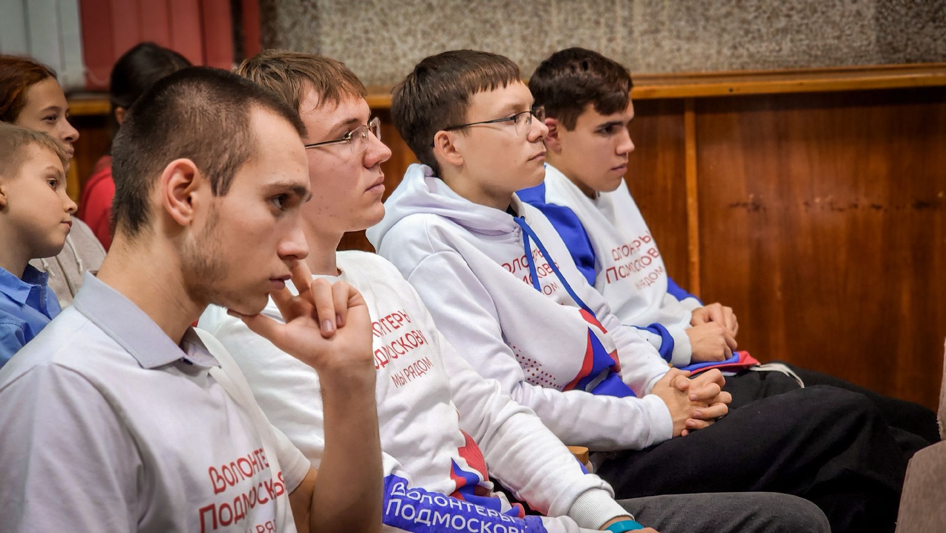 бронницы, день памяти военных корреспондентов , выставка про военкоров в бронницах,молодежный центр алиби,