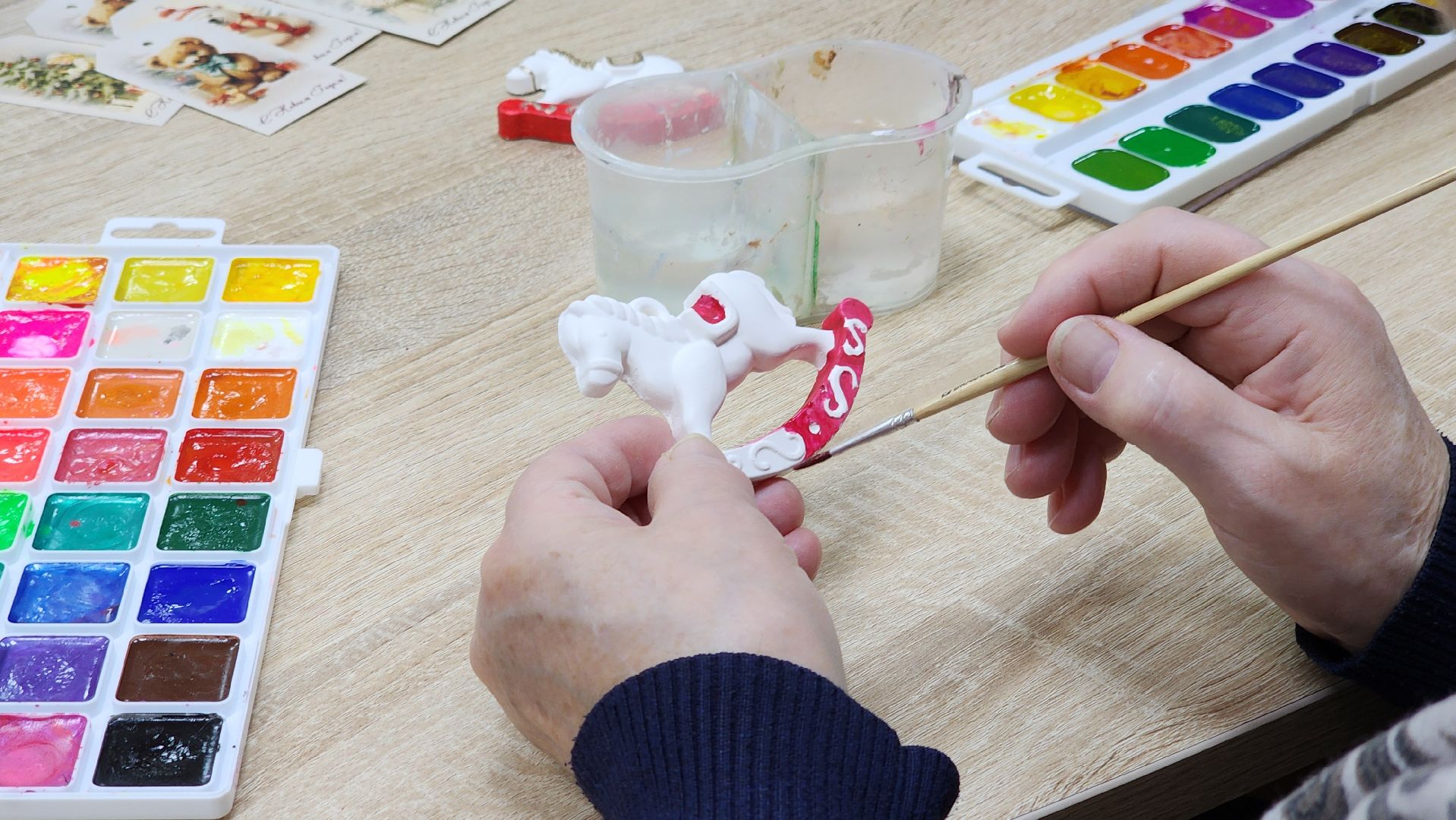 кашира, активное долголетие, мастер-класс, поделки из гипса, новый год, символ года,