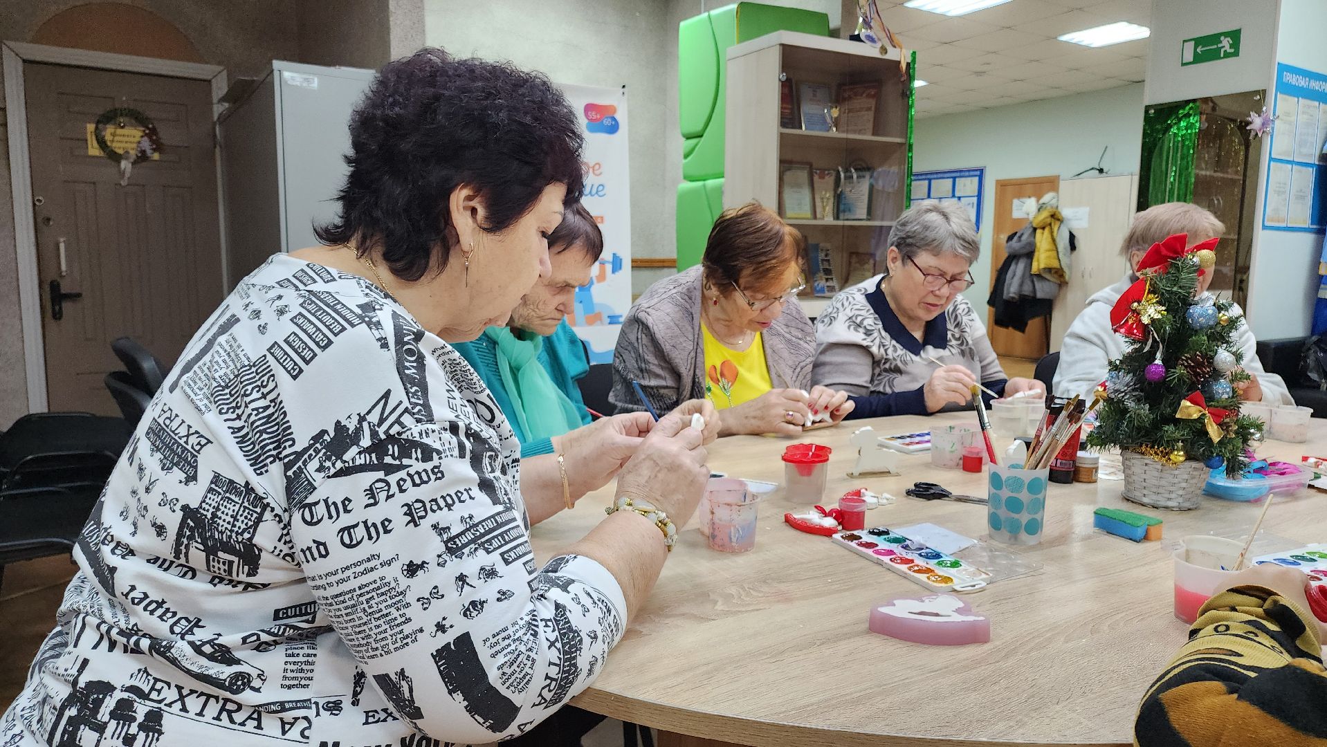 кашира, активное долголетие, мастер-класс, поделки из гипса, новый год, символ года,