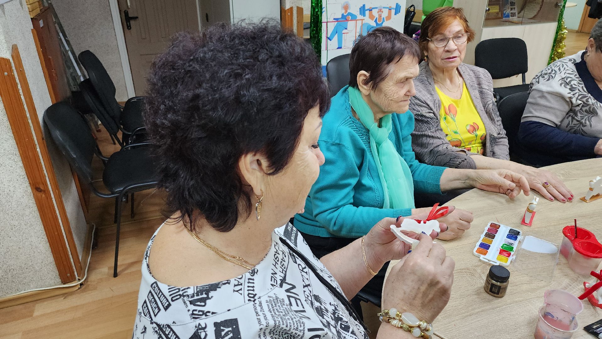 кашира, активное долголетие, мастер-класс, поделки из гипса, новый год, символ года,