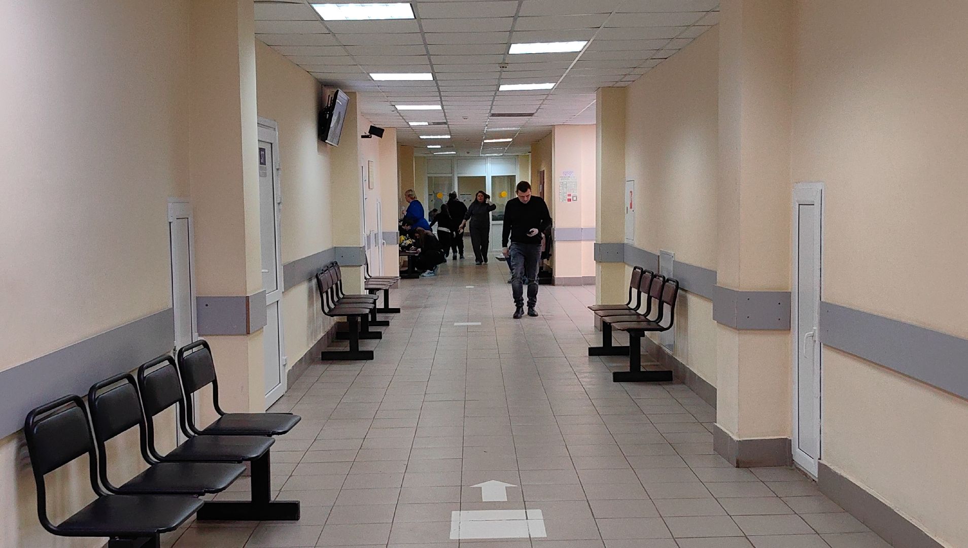 врач, терапевт, грипп, поликлиника, вирус,