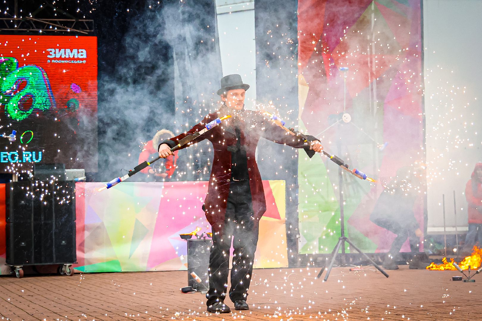 клин, общество, культура, карнавал с дедом морозом, подмосковье,