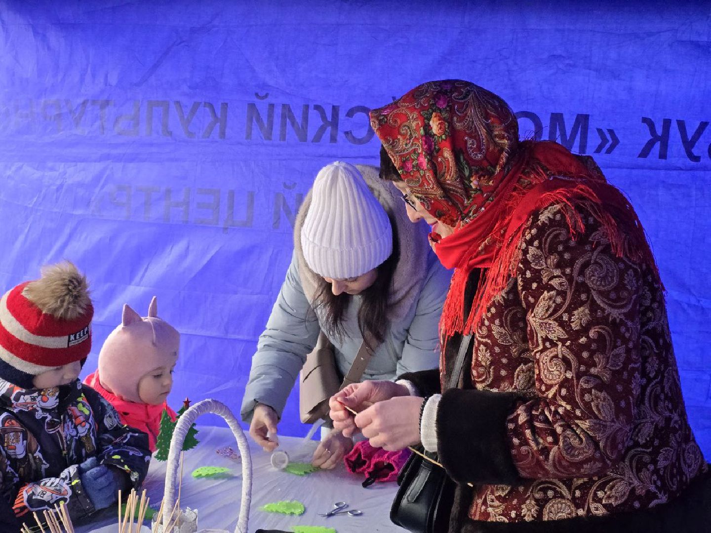 можайск, можайский муниципальный округ, подмосковье, дед мороз, дед мороз и снегурочка, новый год, встреча деда мороза, общество, праздник,