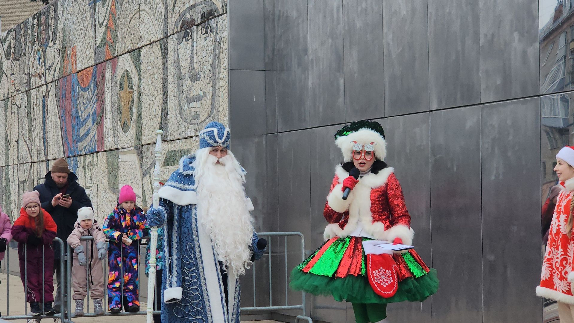 королёв, Слет дедов морозов, центральный парк,