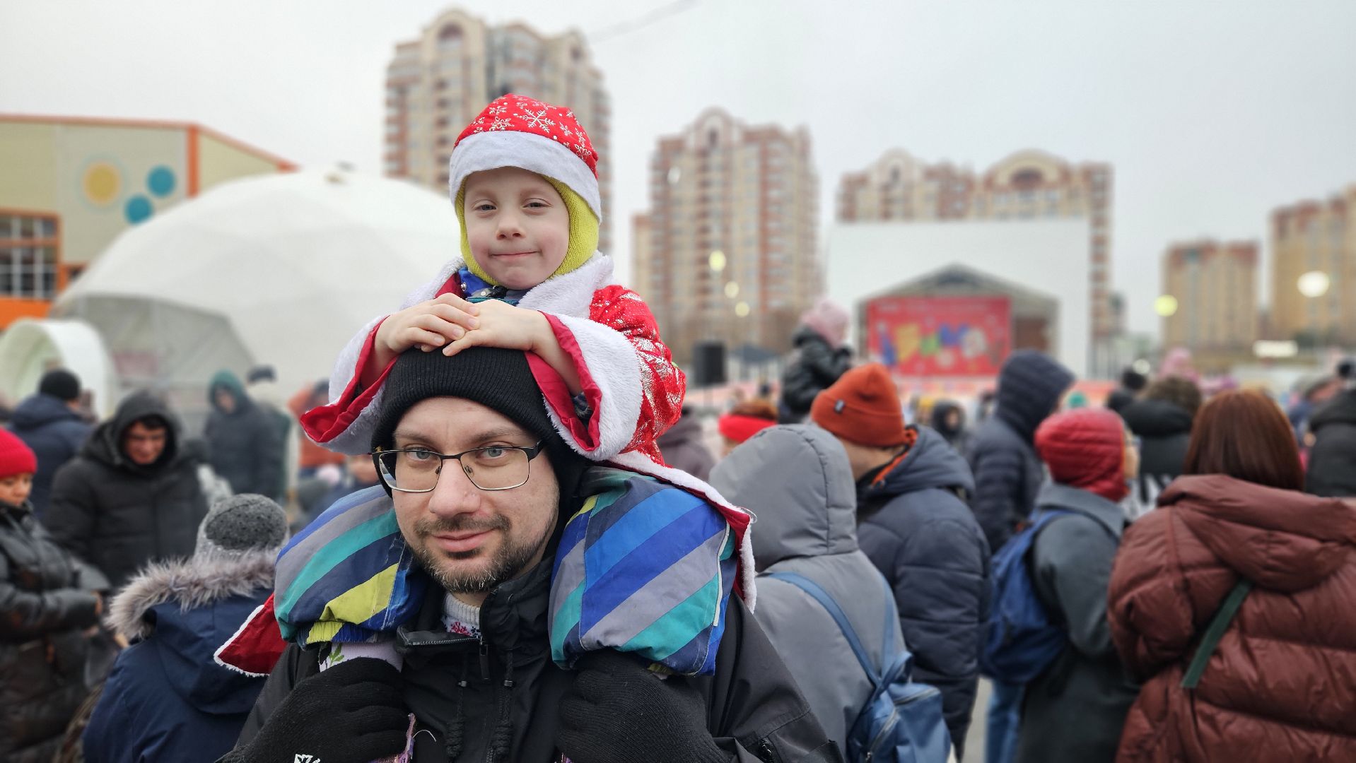 площадь собина, центральный парк победы, дед мороз, фестиваль про_морозов, шествие дедов морозов, долгопрудный,