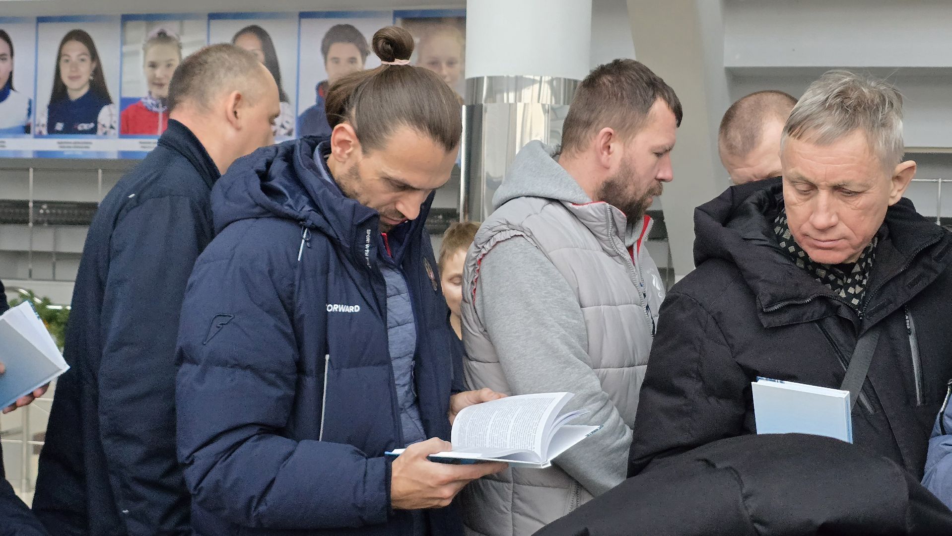 Коломна , конькобежный центр коломна, конькобежный спорт, презентация книги,