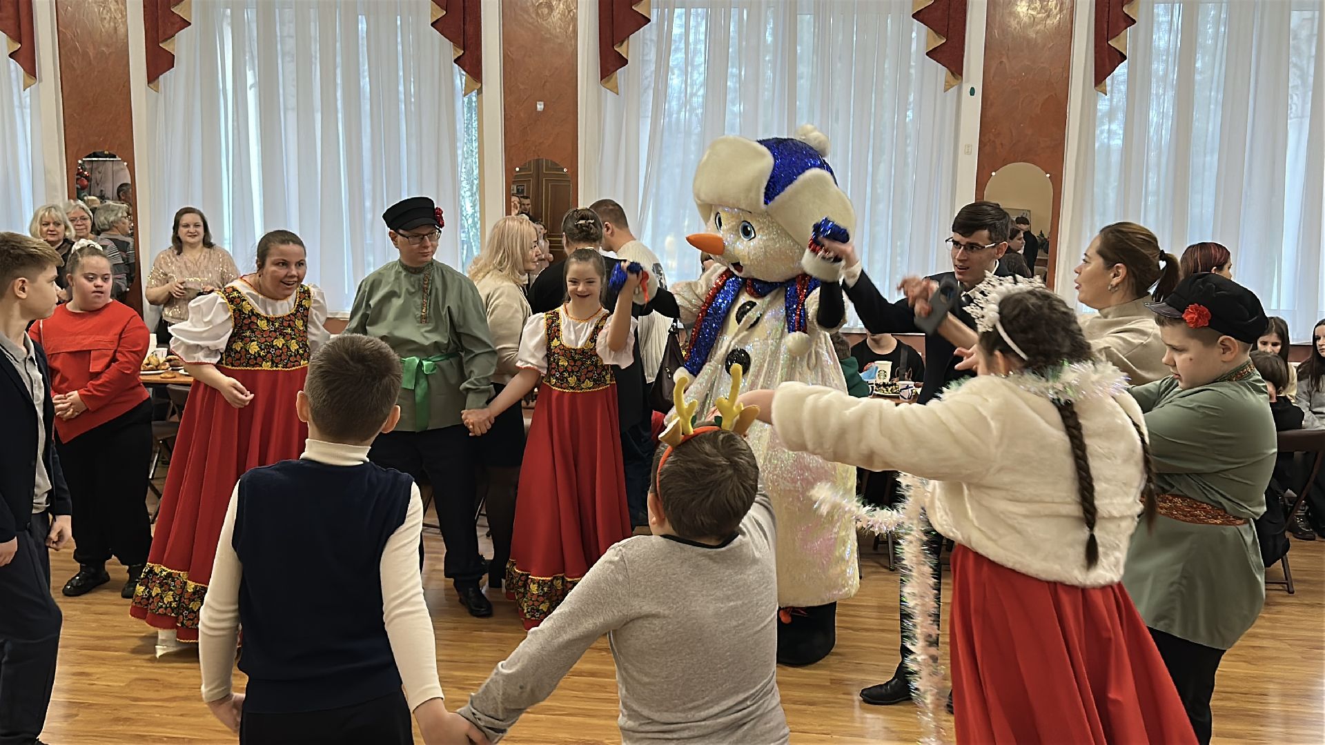 дети с особенностями развития, пушкино, пушкинский городской округ, елка для детей,