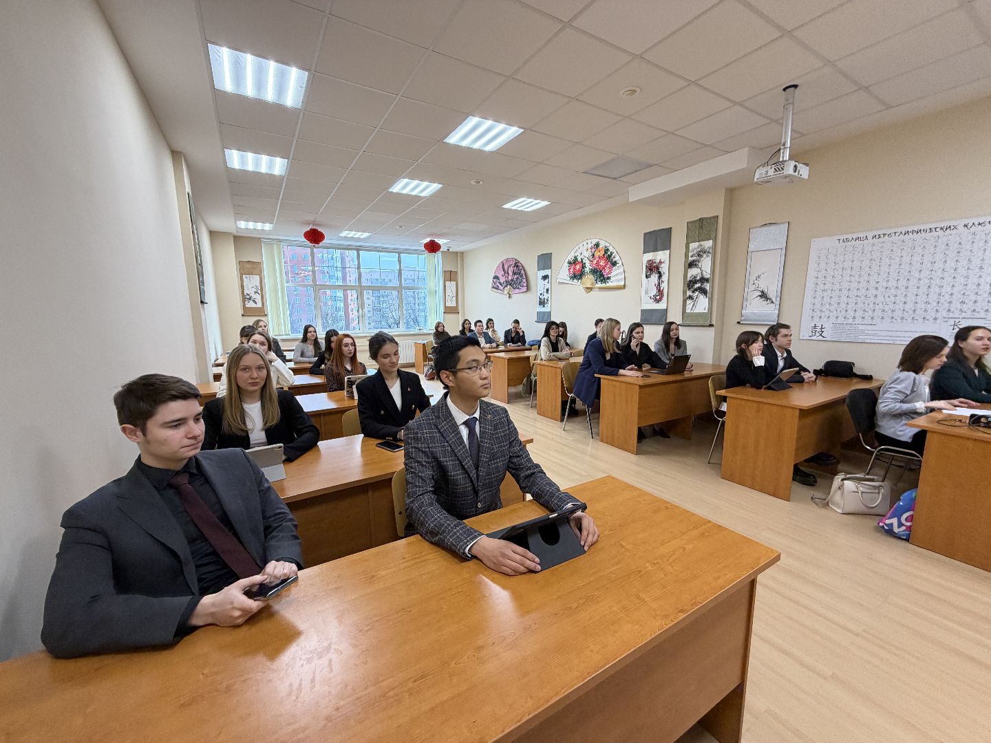 Одмнцовскому филиалу МГИМО 10 лет, Одинцово, Система образования МГИМО,