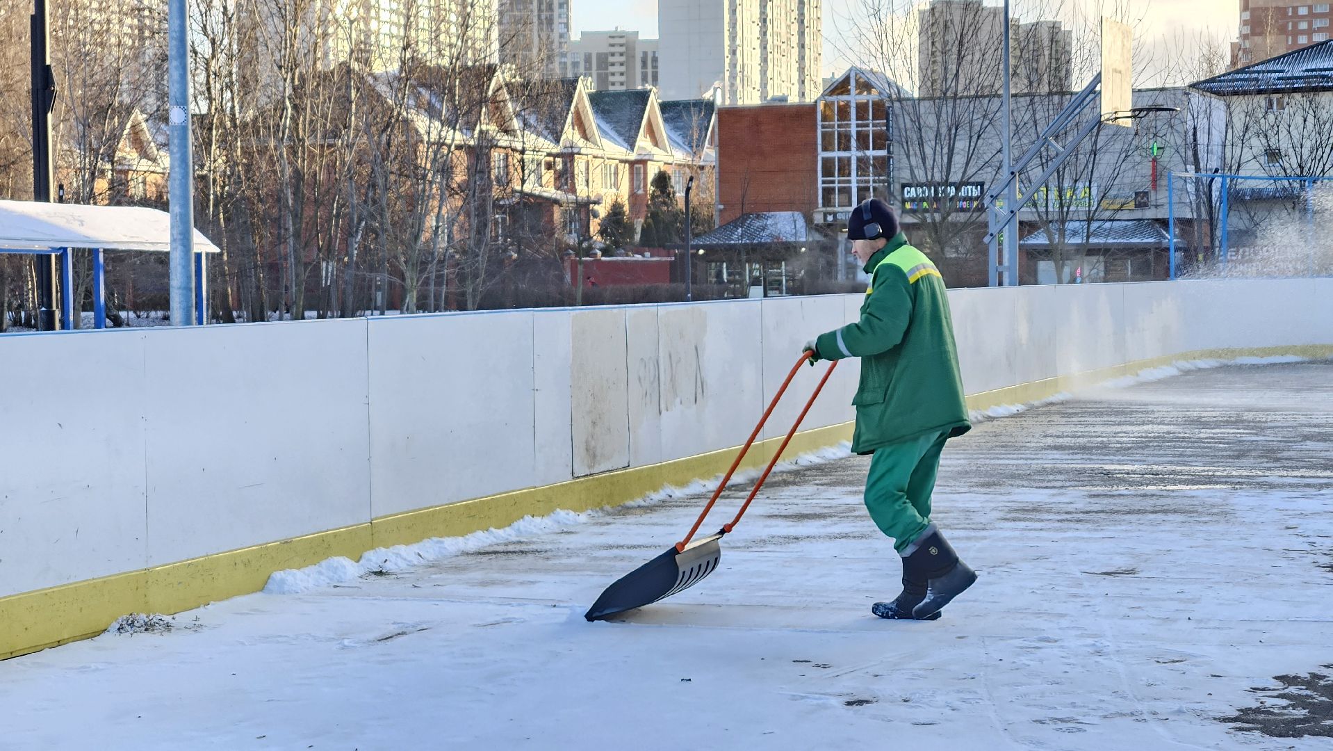 долгопрудный,  лед, ледовый каток, зима в подмосковье, зима в подмосковье 2025, центральный парк победы,