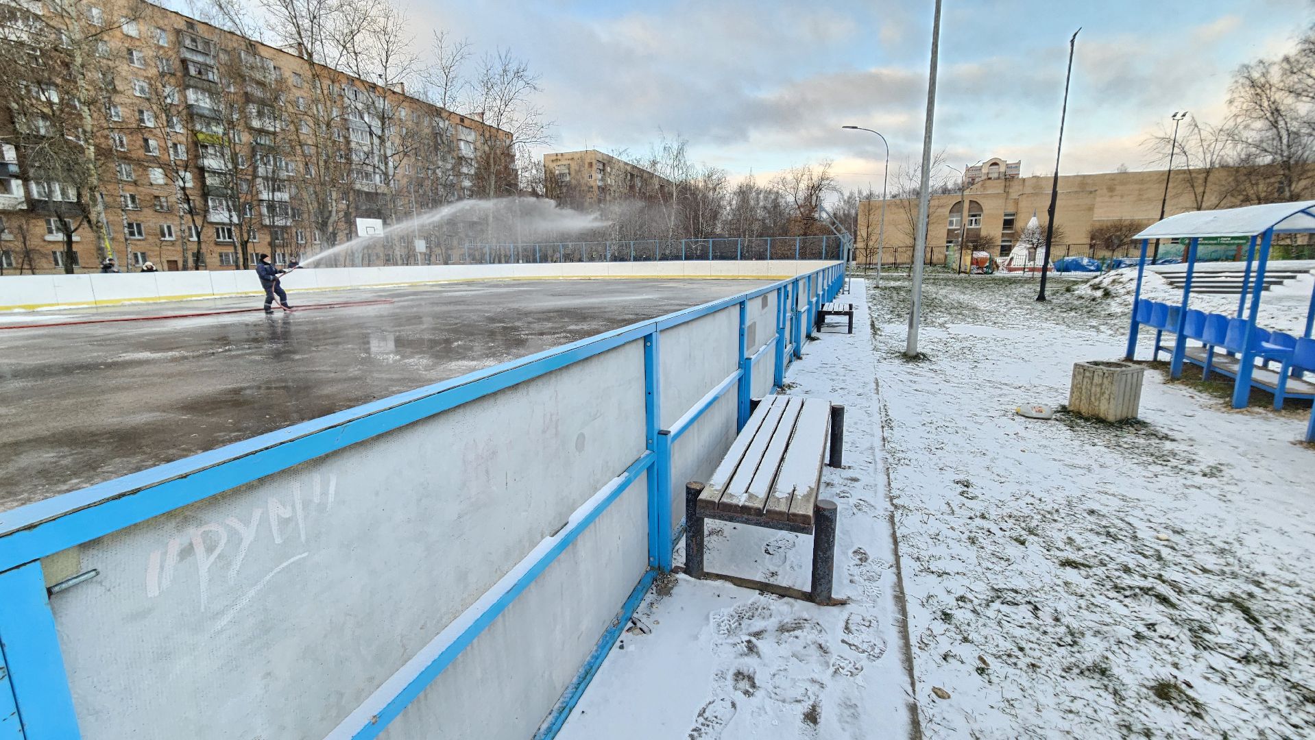 долгопрудный,  лед, ледовый каток, зима в подмосковье, зима в подмосковье 2025, центральный парк победы,