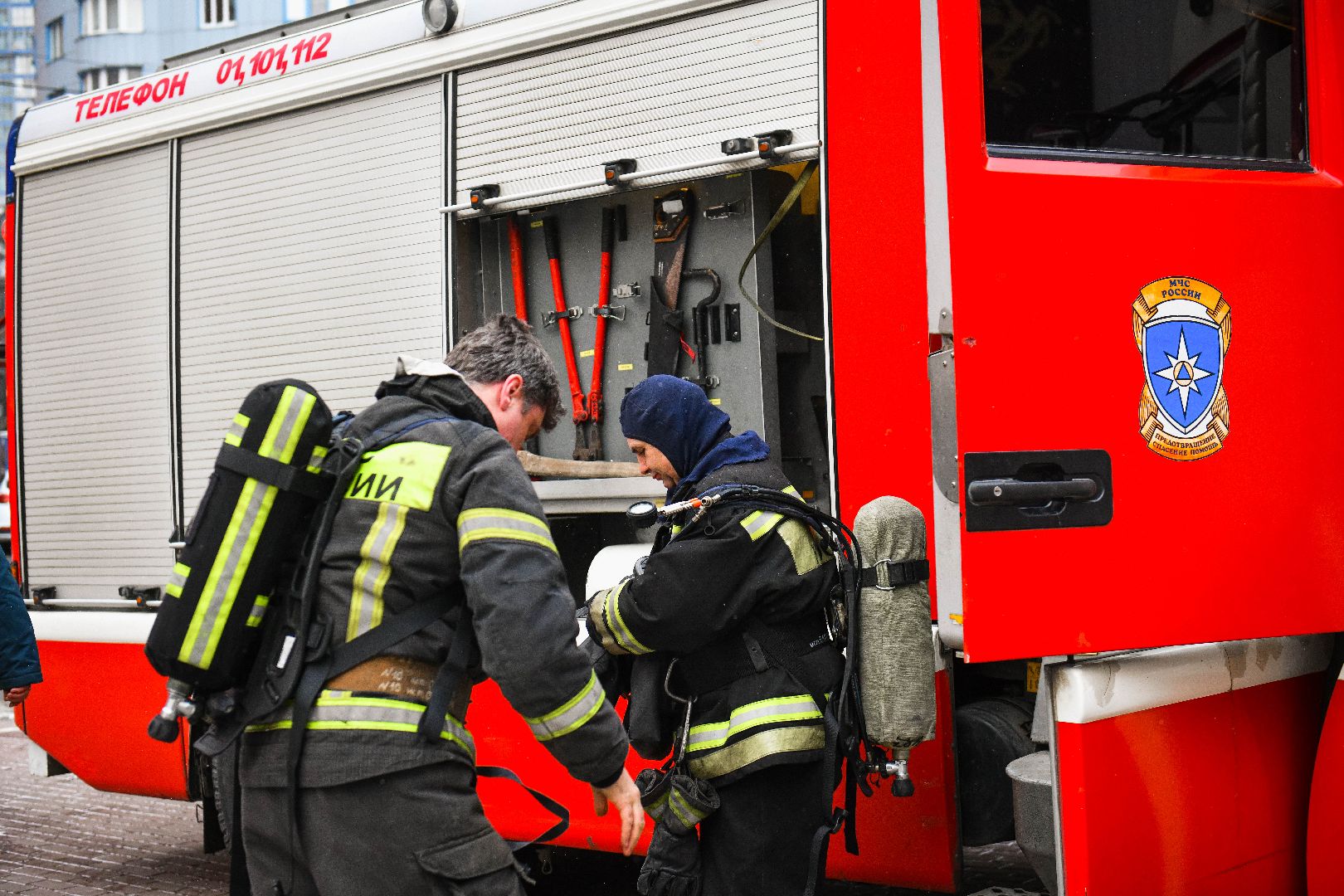 пожар, спасатели, эвакуация,