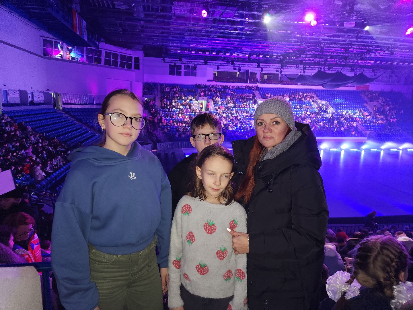 подольск, губернаторская елка, ледовое шоу,