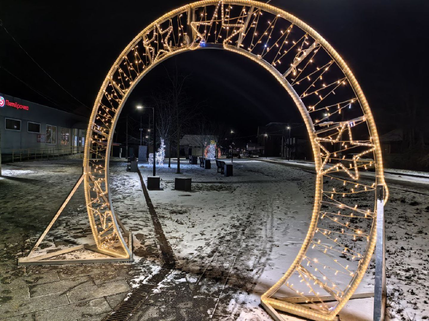 серебряные пруды, ремесленная, переходная зона, новый 2026 год, световая инстоляция,