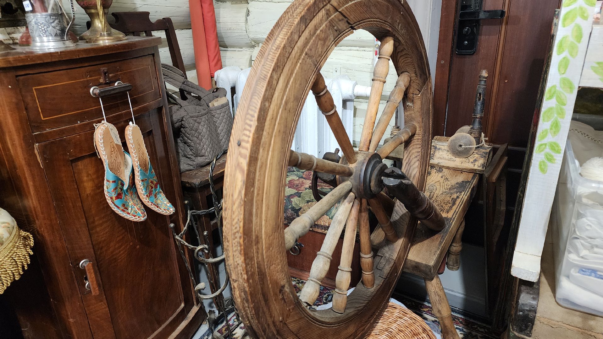 волоколамск, шкатулка, куда пойти в волоколамске, антиквариат,