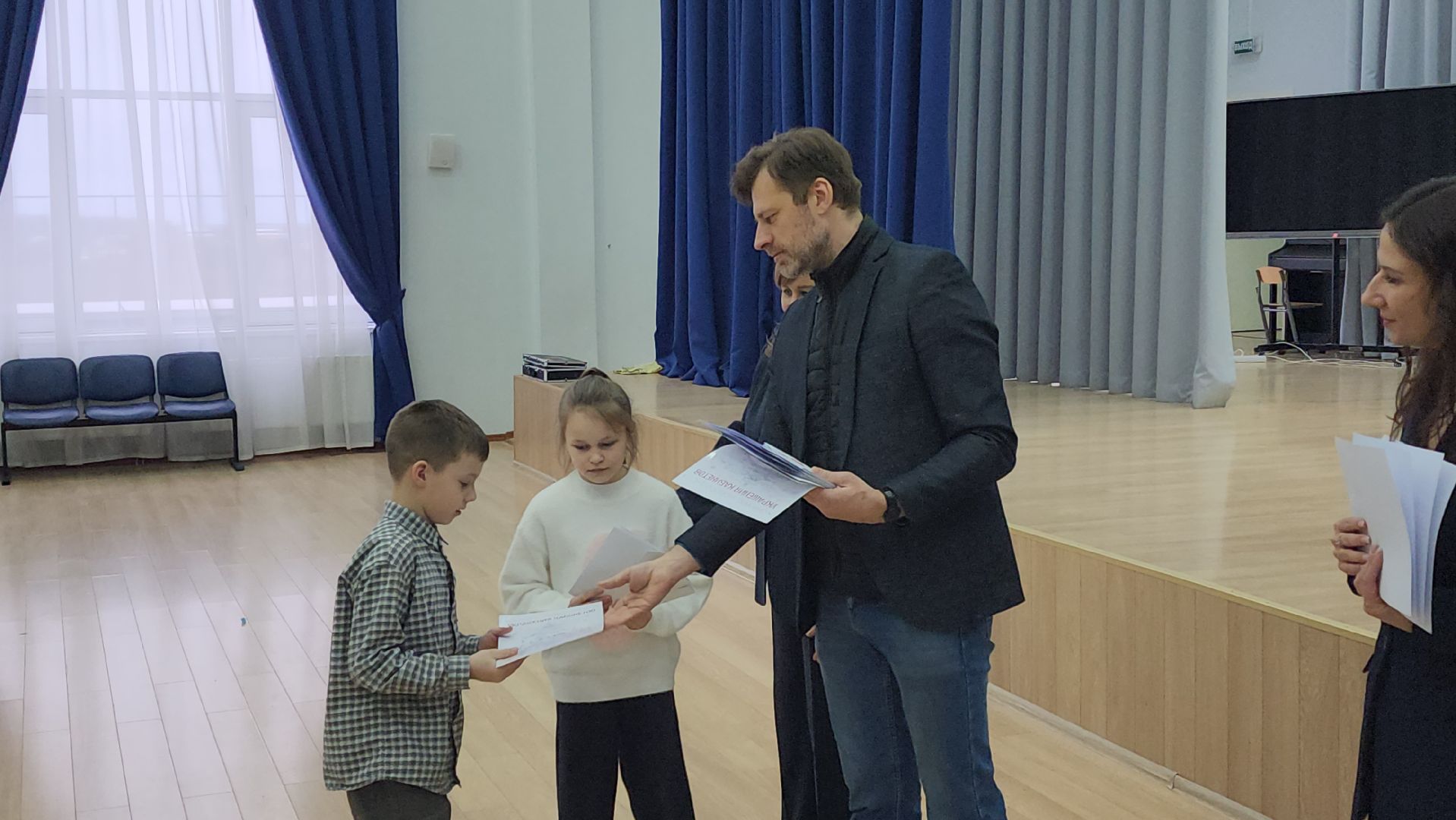 серпухов, школа 18 в серпухове, завод технониколь в серпухове, новогодний конкурс в серпухове,