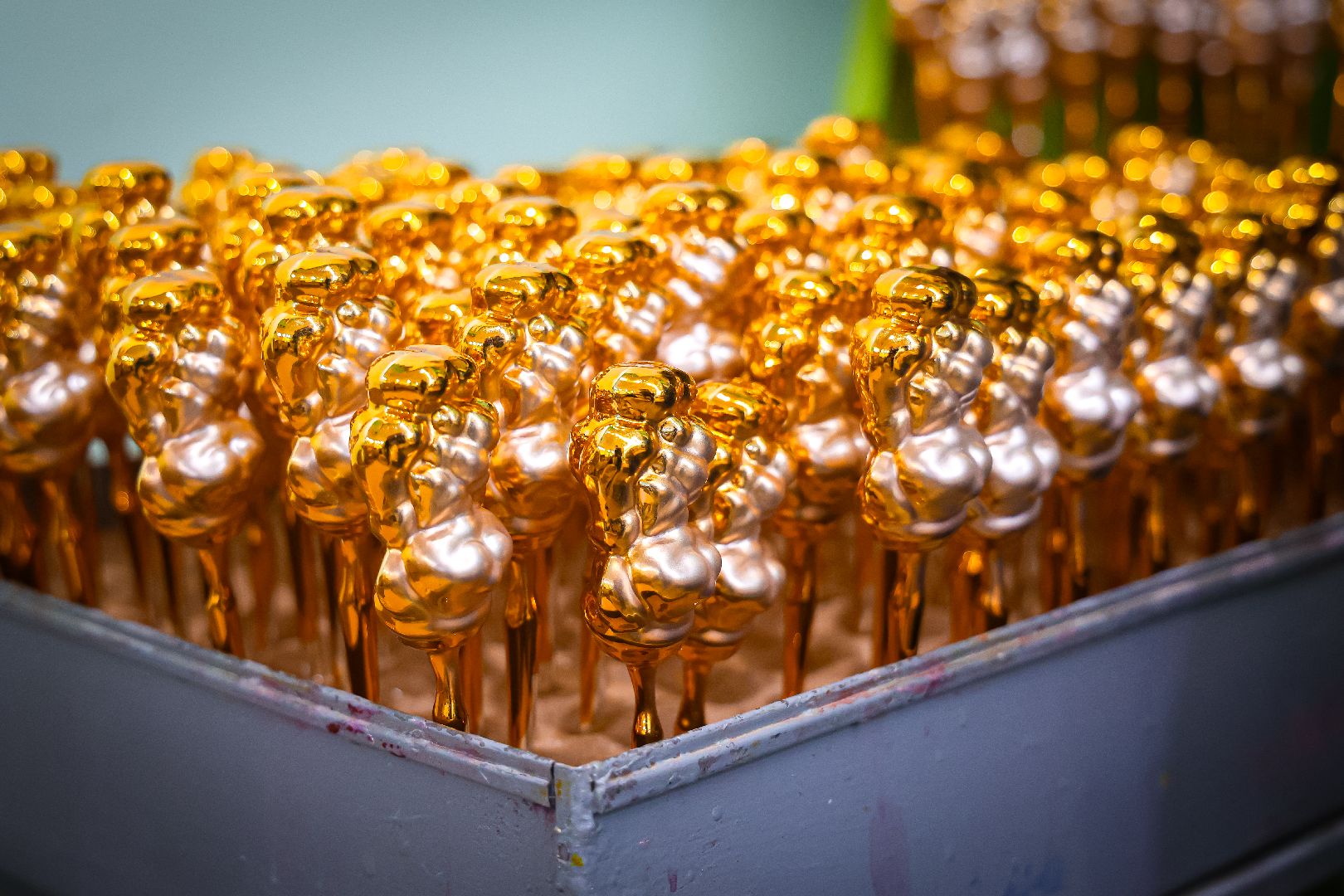 клин,  экономика, елочные игрушки, новый год,