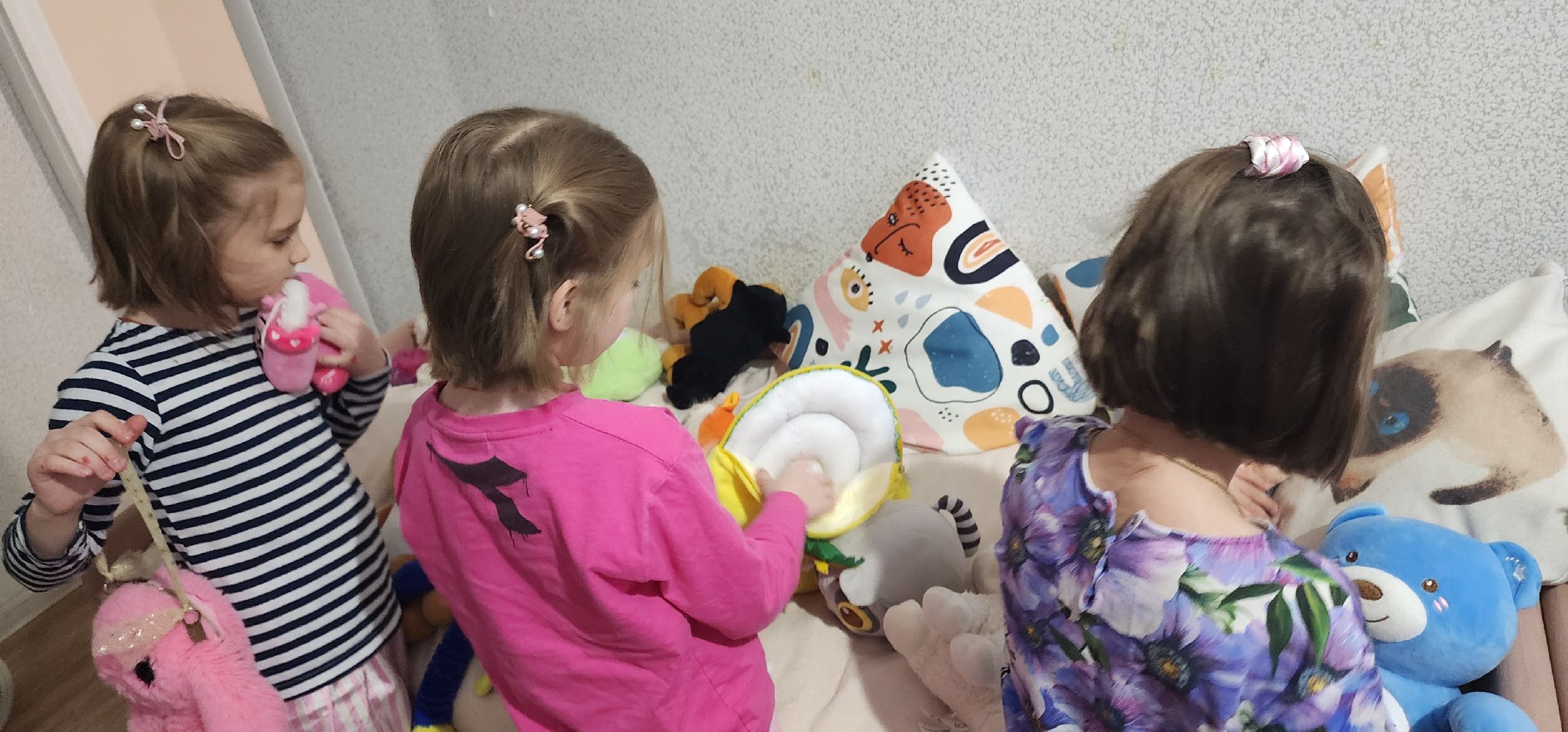 долгопрудный, благодарный шкаф, сбор текстиля, экобокс, благотворительность, игрушки, многодетная мама,