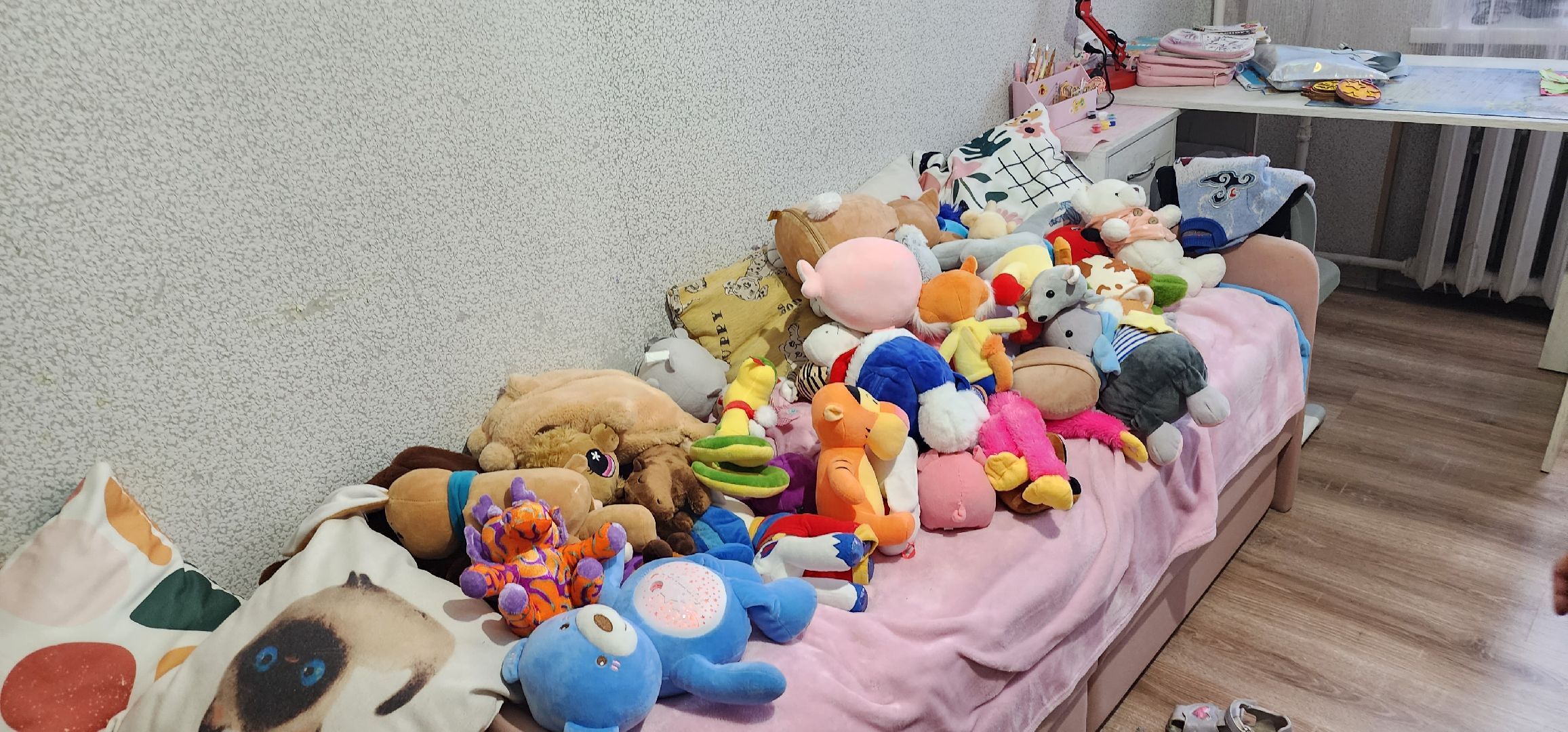 долгопрудный, благодарный шкаф, сбор текстиля, экобокс, благотворительность, игрушки, многодетная мама,