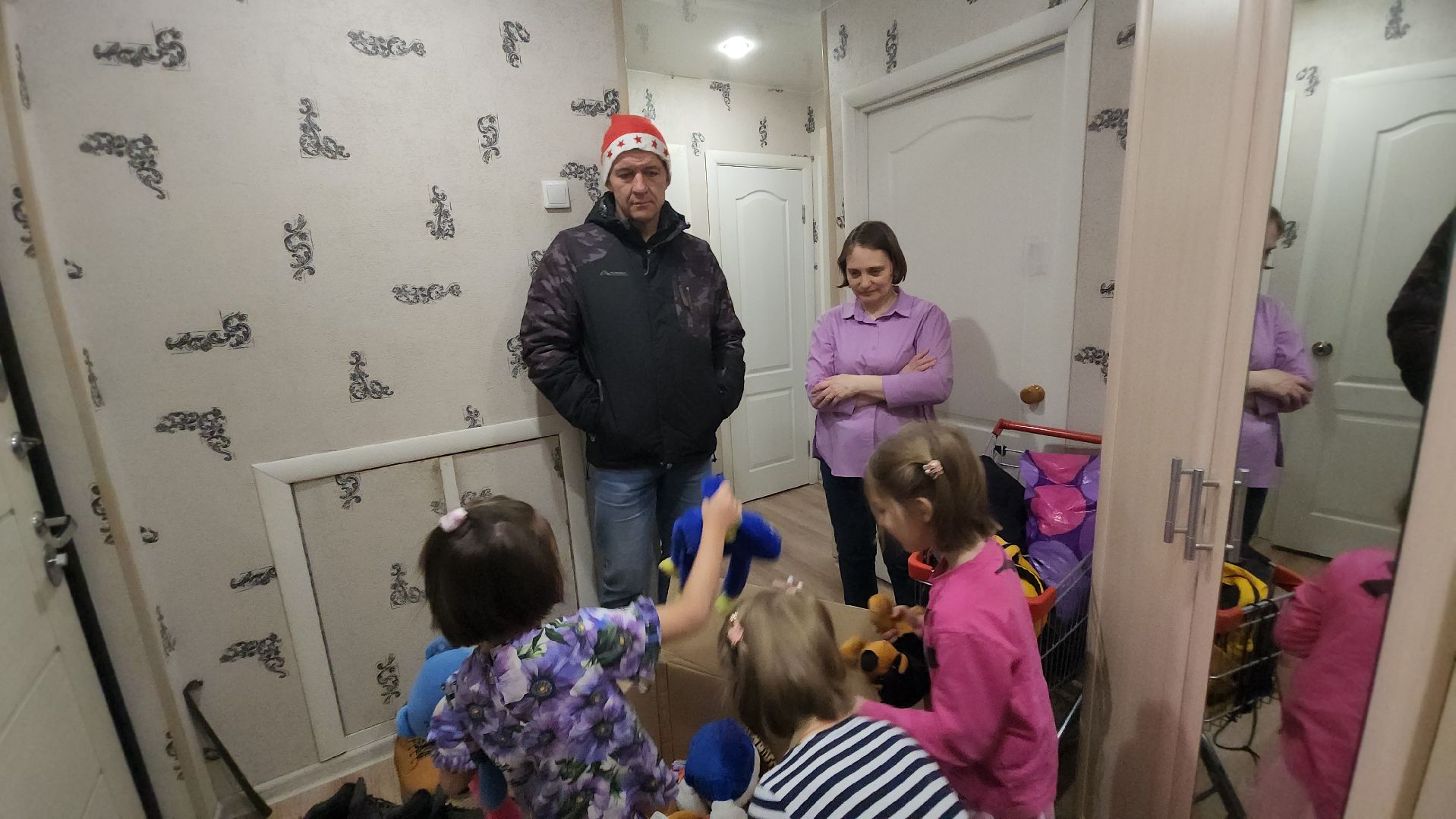 долгопрудный, благодарный шкаф, сбор текстиля, экобокс, благотворительность, игрушки, многодетная мама,