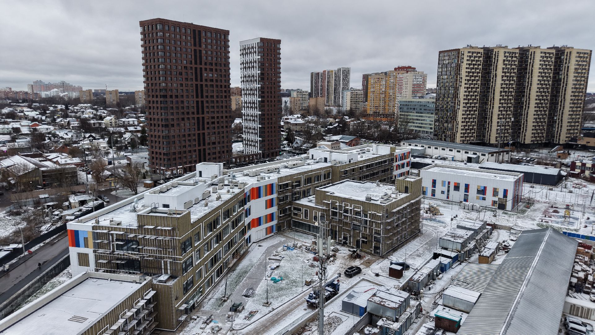 видео с коптера, школа в павшинской пойме, новая школа в красногорске,
