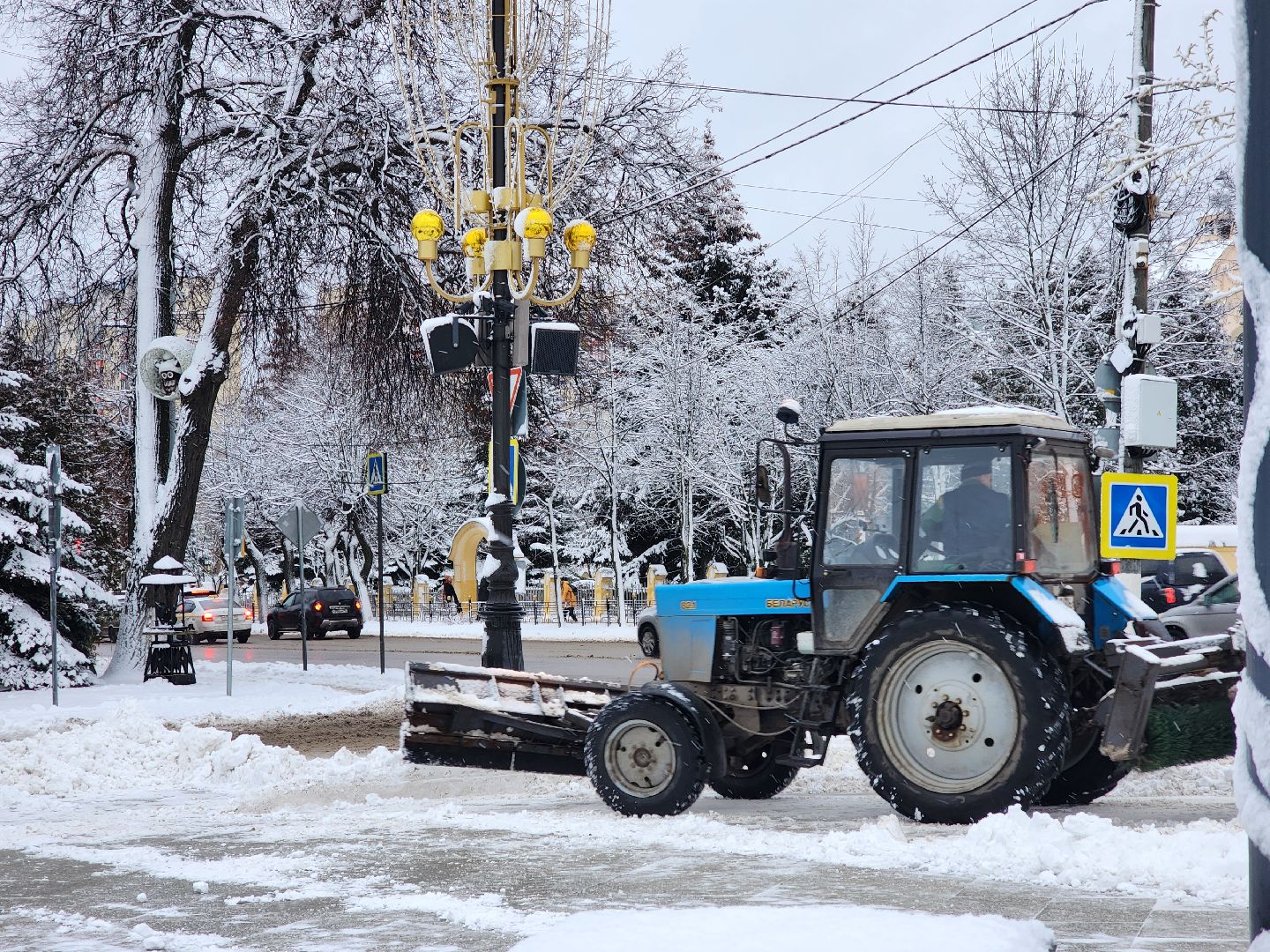 Ногинск,  снегопад, Уборка снега, коммунальщики, Коммунальная служба, Жители,