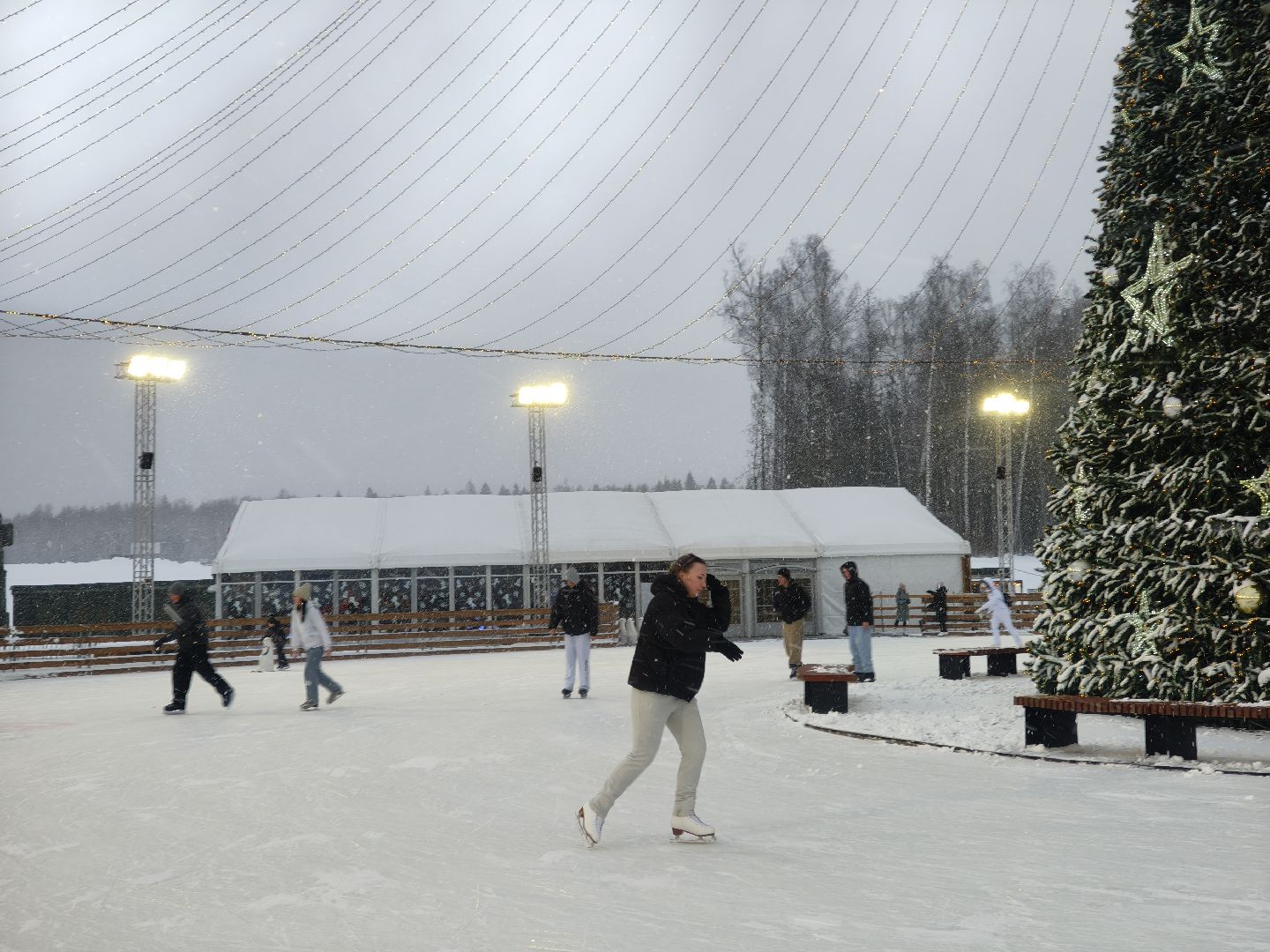главный храм вооружнных сил россии, парк патриот, главный каток,