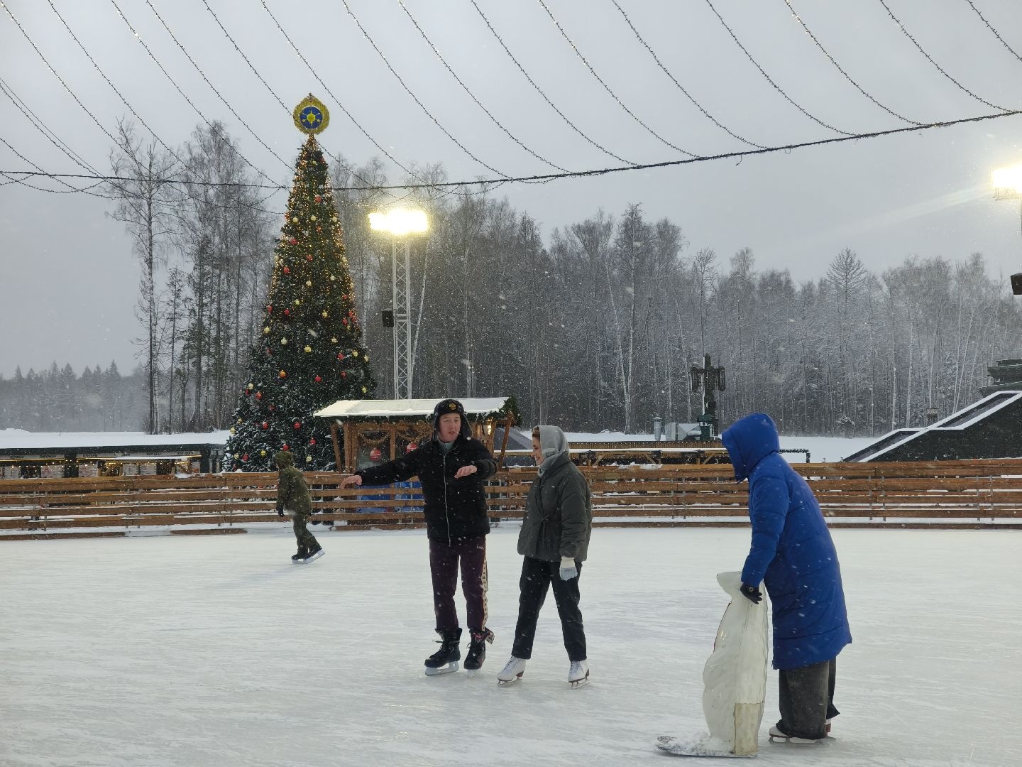 главный храм вооружнных сил россии, парк патриот, главный каток,