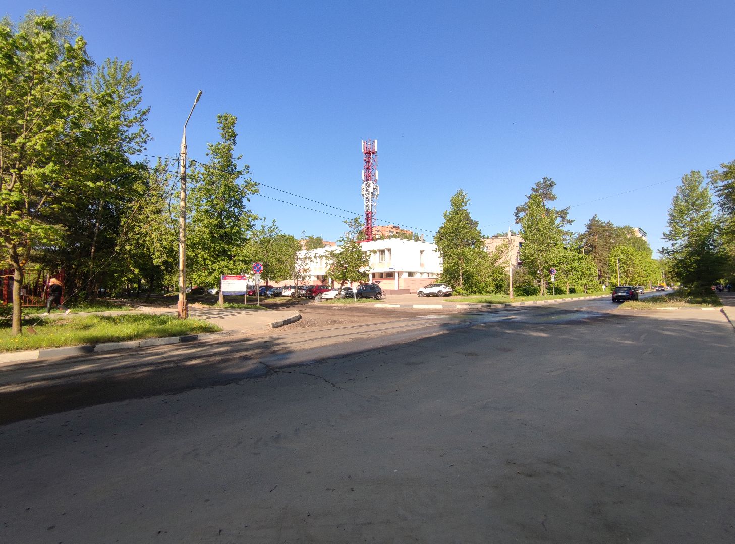 уборка улиц, машинная уборка, поливальная машина, Дубна