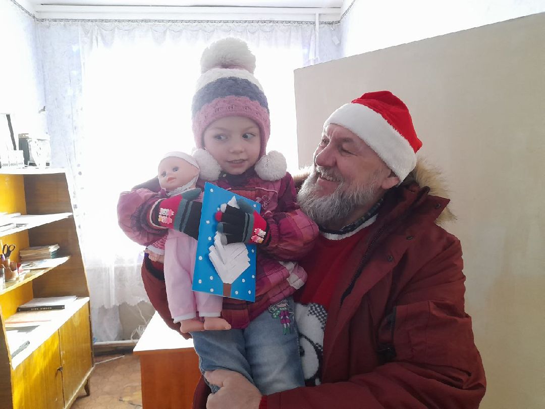 помощь Донбассу, фотохудожник, сладкие подарки, Фрязино