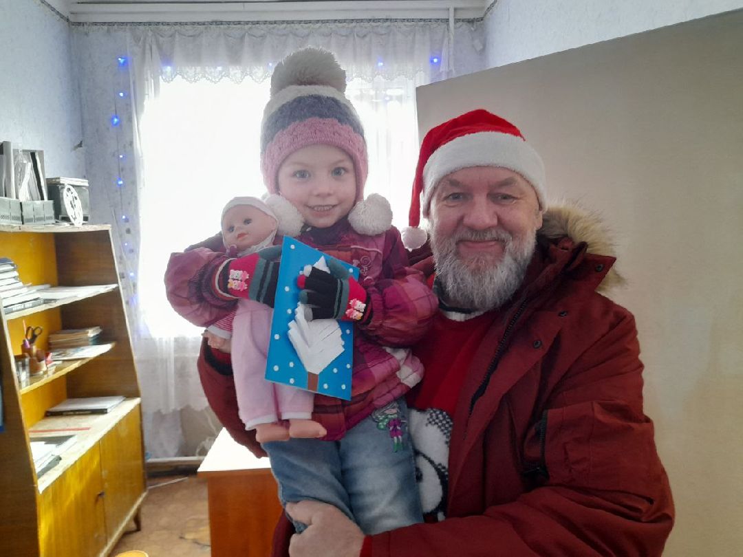 помощь Донбассу, фотохудожник, сладкие подарки, Фрязино