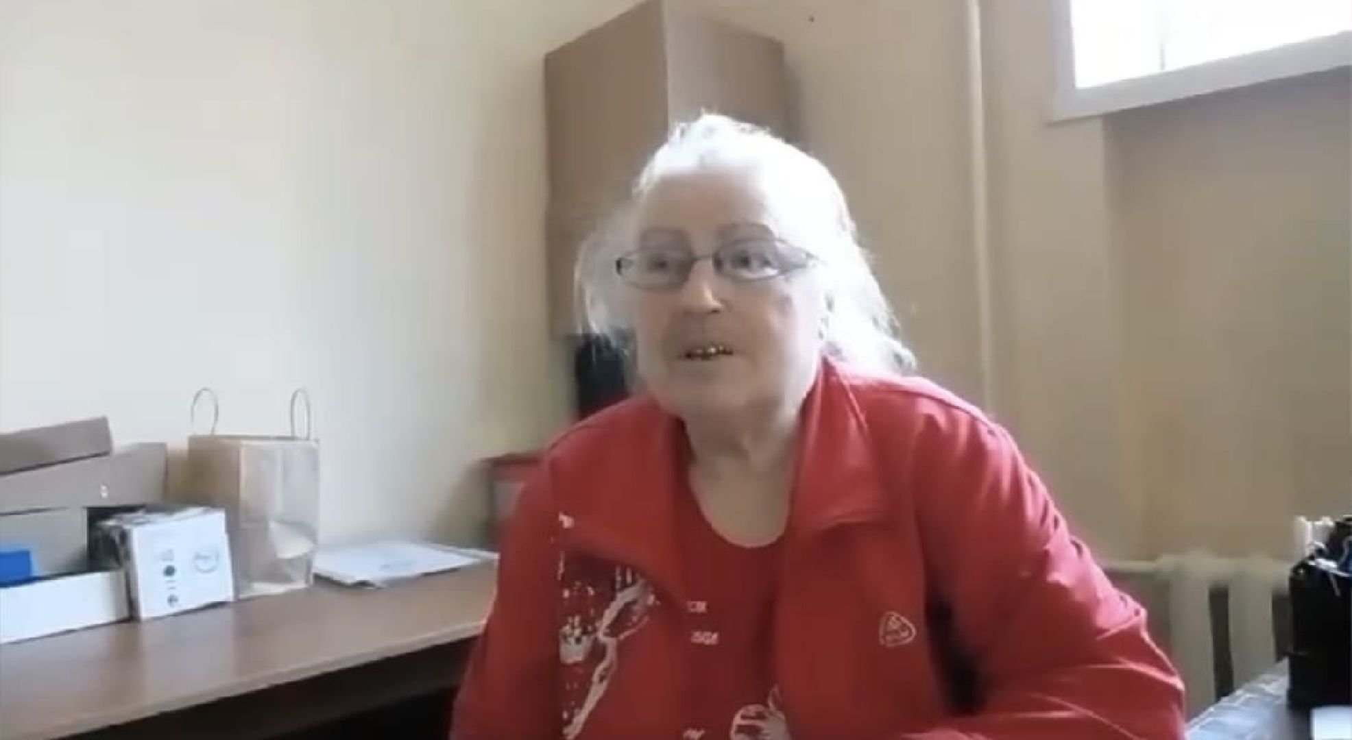 Подмосковье, Иванттеевка, волонтёры, помощь