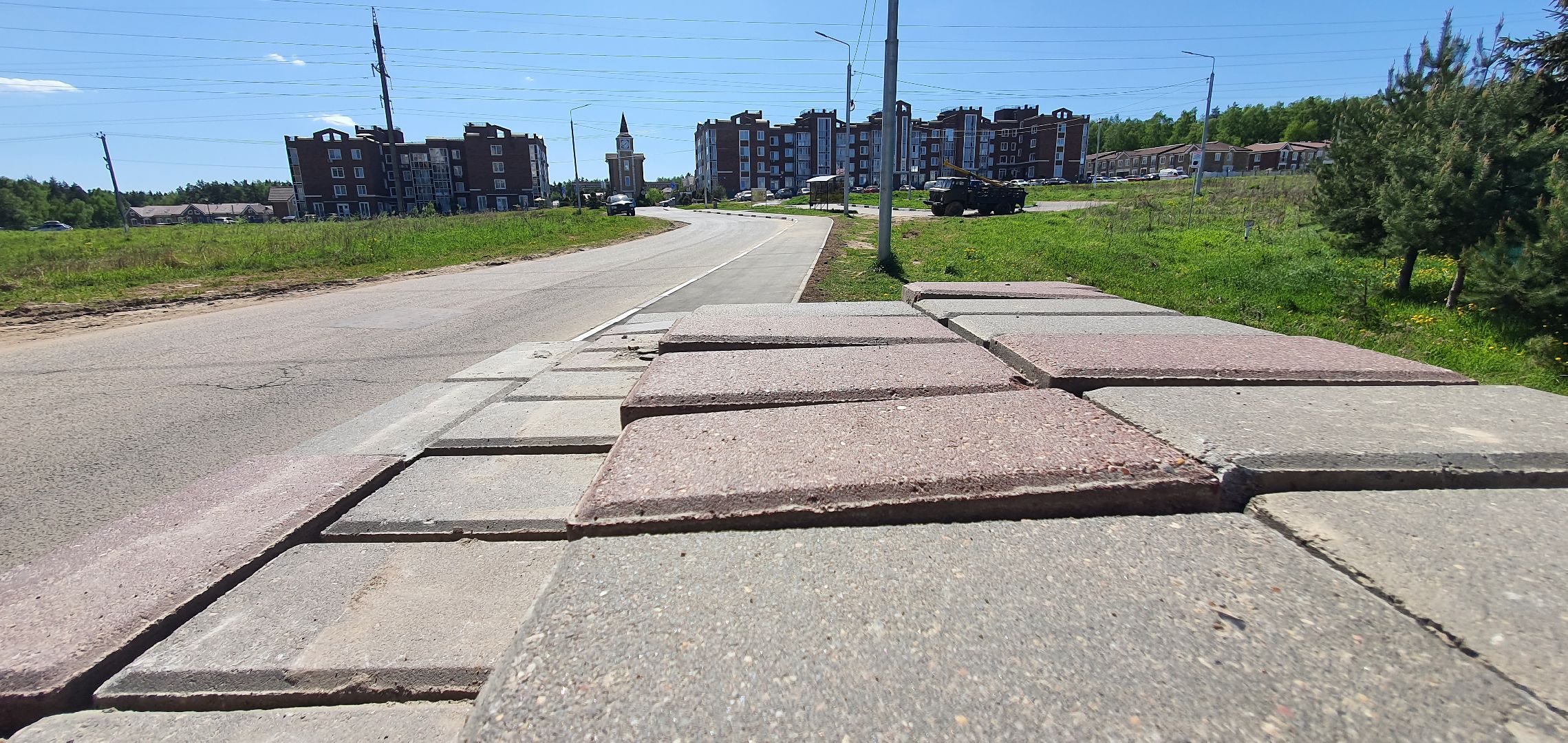 Домодедово Таун, тротуар