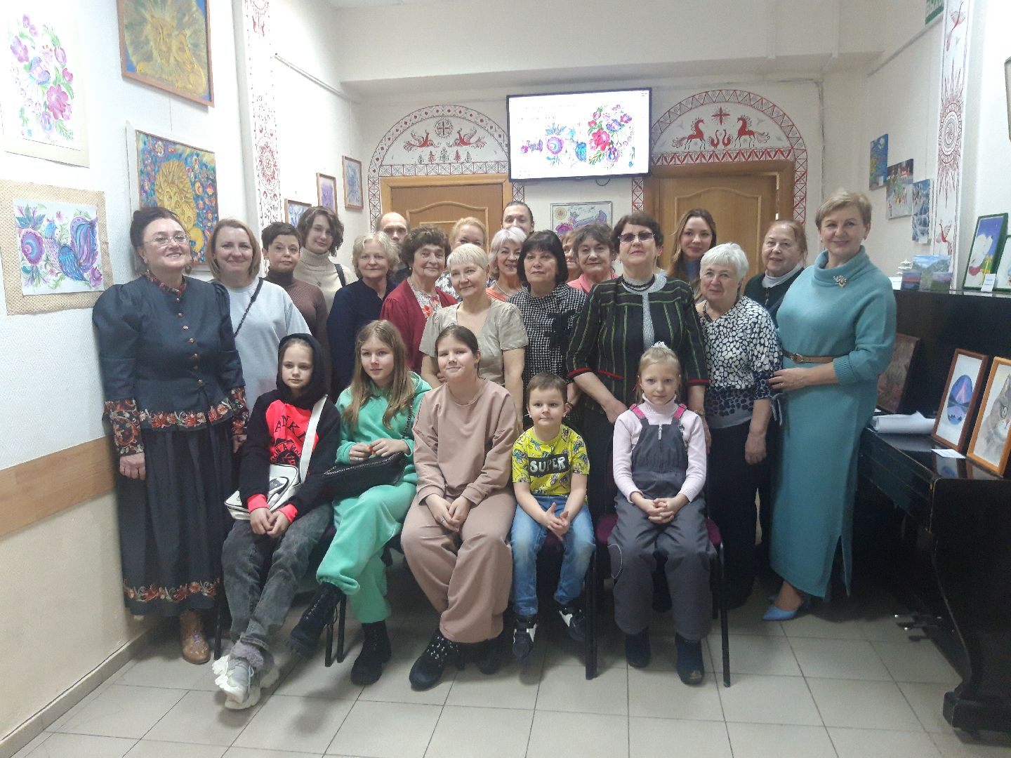 Пушкино, общество