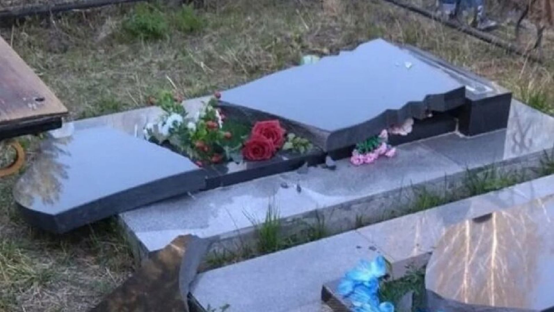 Звенигород, похитители 13 надгробий, кладбищенские воры, уголовное дело, УМВД по Одинцовского городскому округу, вандализм на кладбище