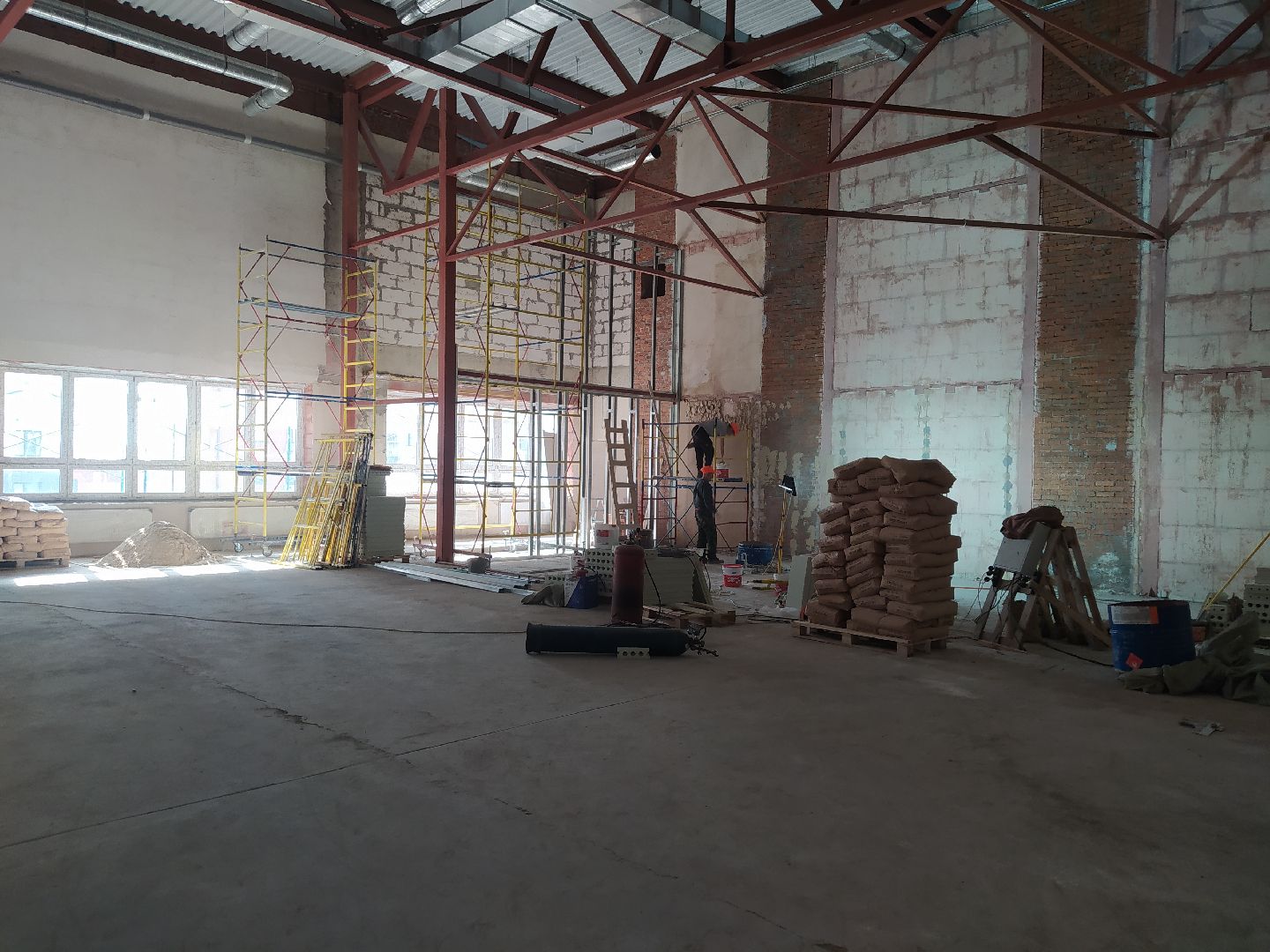 Школа, строительство, отделка, покраска, коммуникации