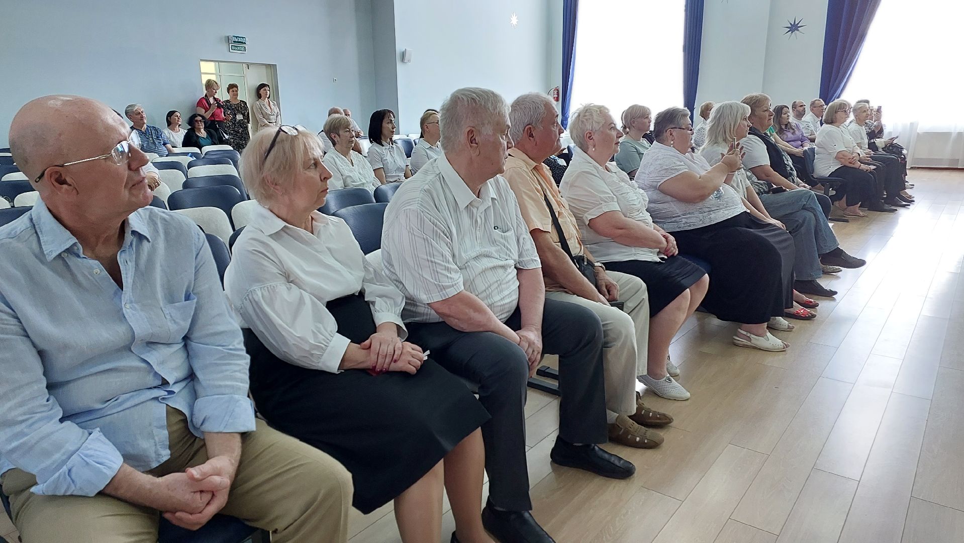 активное долголетие, серпухов, пенсионеры, компьютеры, центр серпуховский, доброе дело,