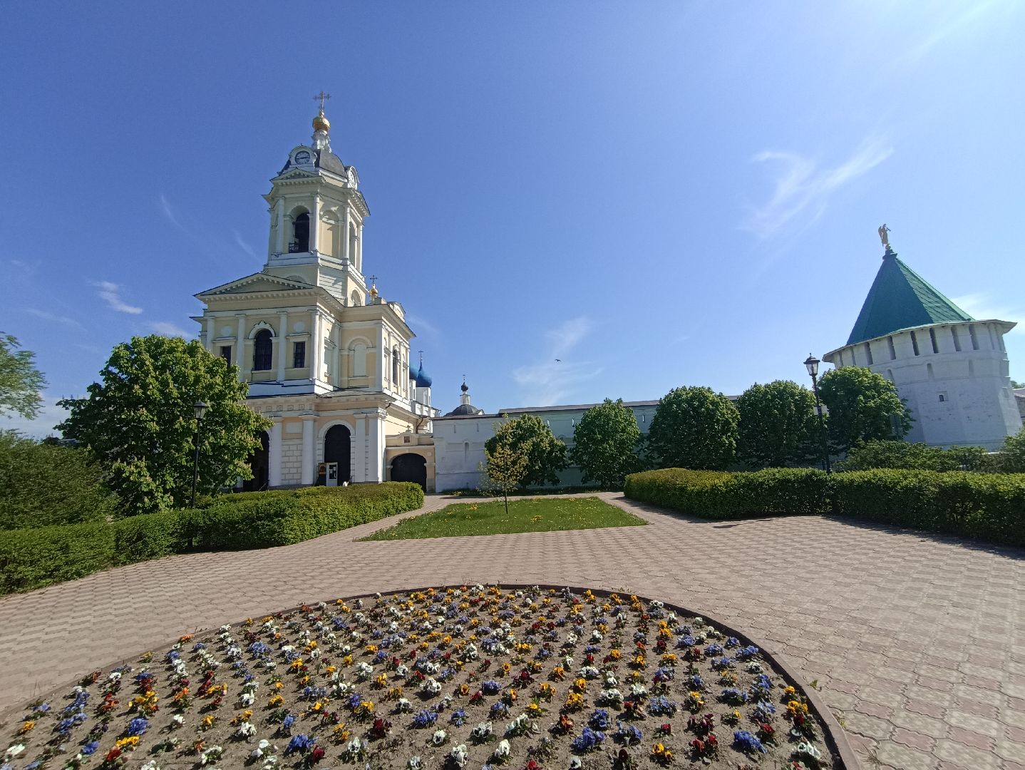 Серпухов, Подмосковья, монастырь, туризм, виолы, природа