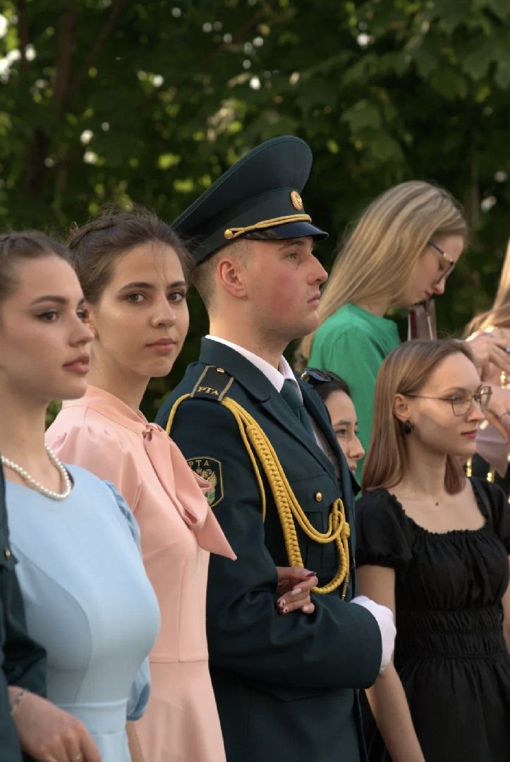 Бал, таможня, студенты, весна