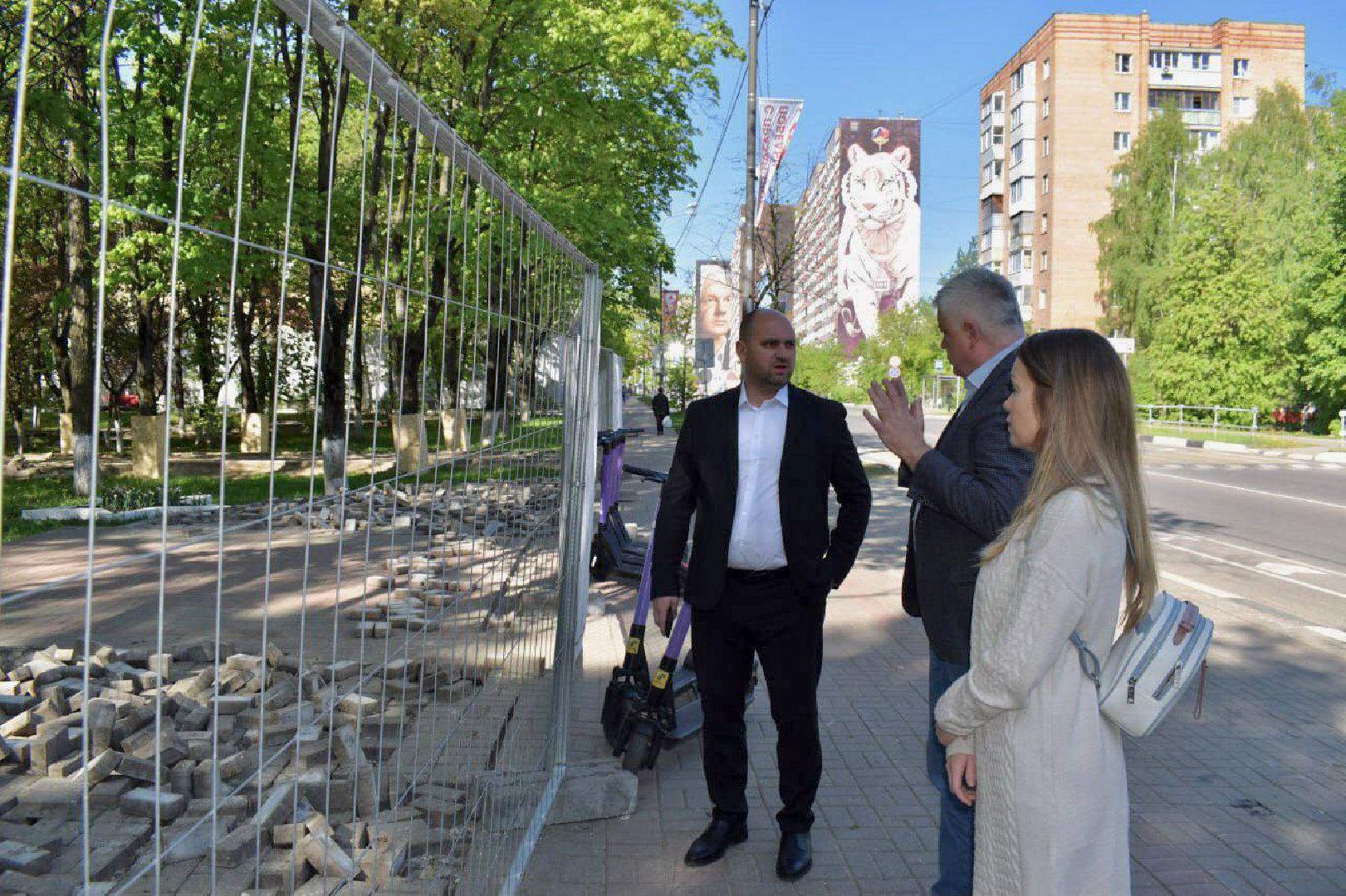 Балашиха, Подмосковье, сквер Победы, памятники, благоустройство, депутаты, Мособлдума, Боевое братство