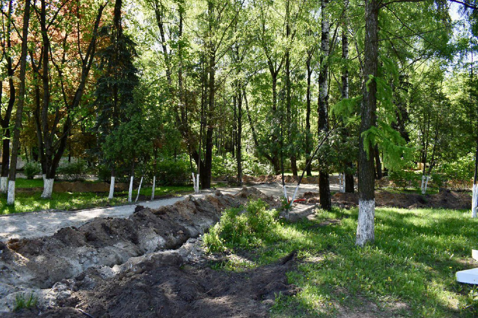 Балашиха, Подмосковье, сквер Победы, памятники, благоустройство, депутаты, Мособлдума, Боевое братство