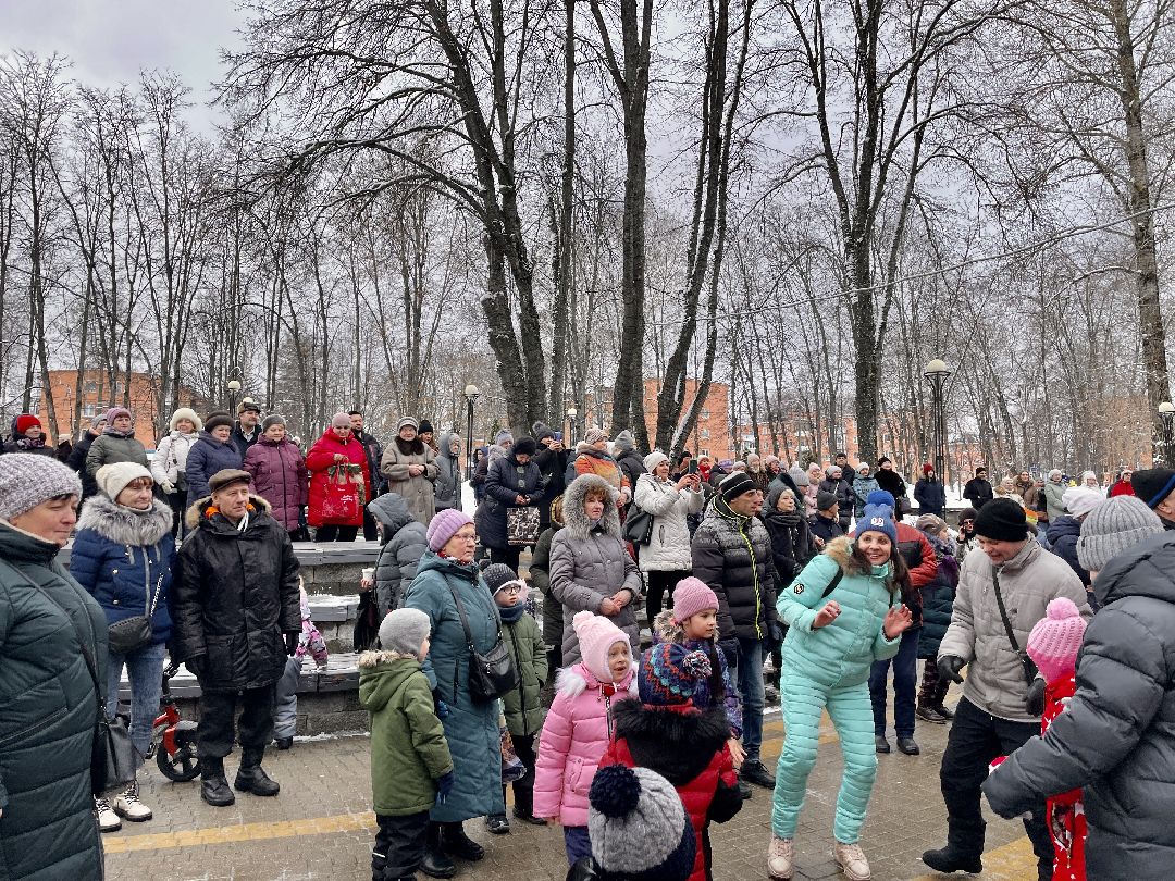 Клин, общество