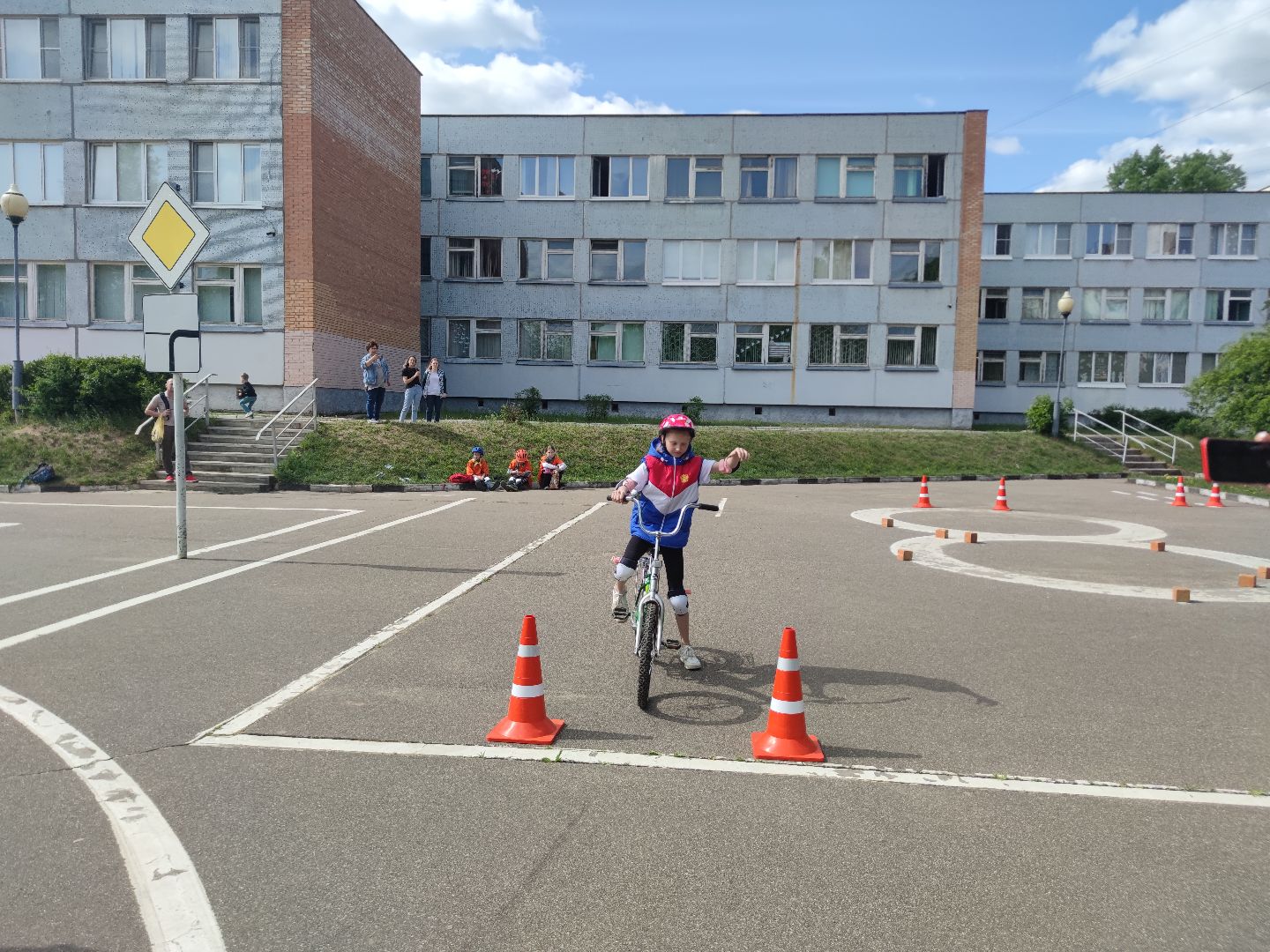 Юные инспекторы дорожного движения, Безопасное колесо, Дубна