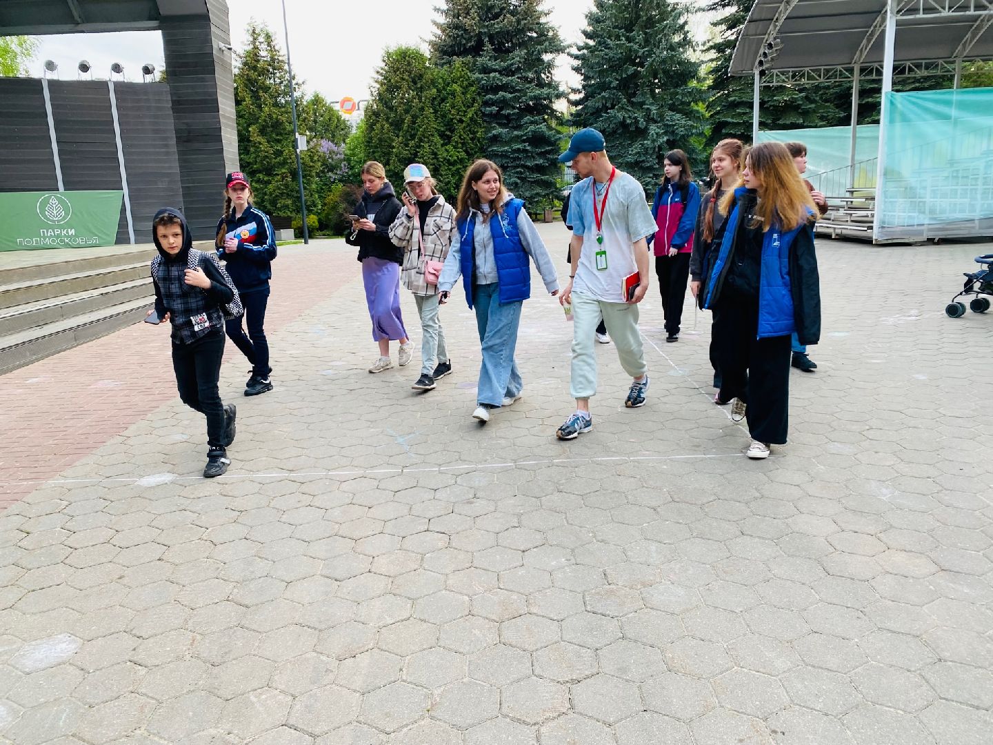 Домодедово, парк Ёлочки, волонтёры, молодёжь