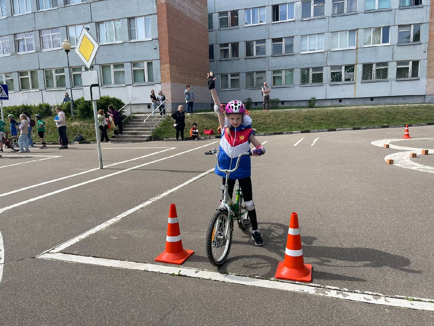 Юные инспекторы дорожного движения, Безопасное колесо, конкурс, Дубна