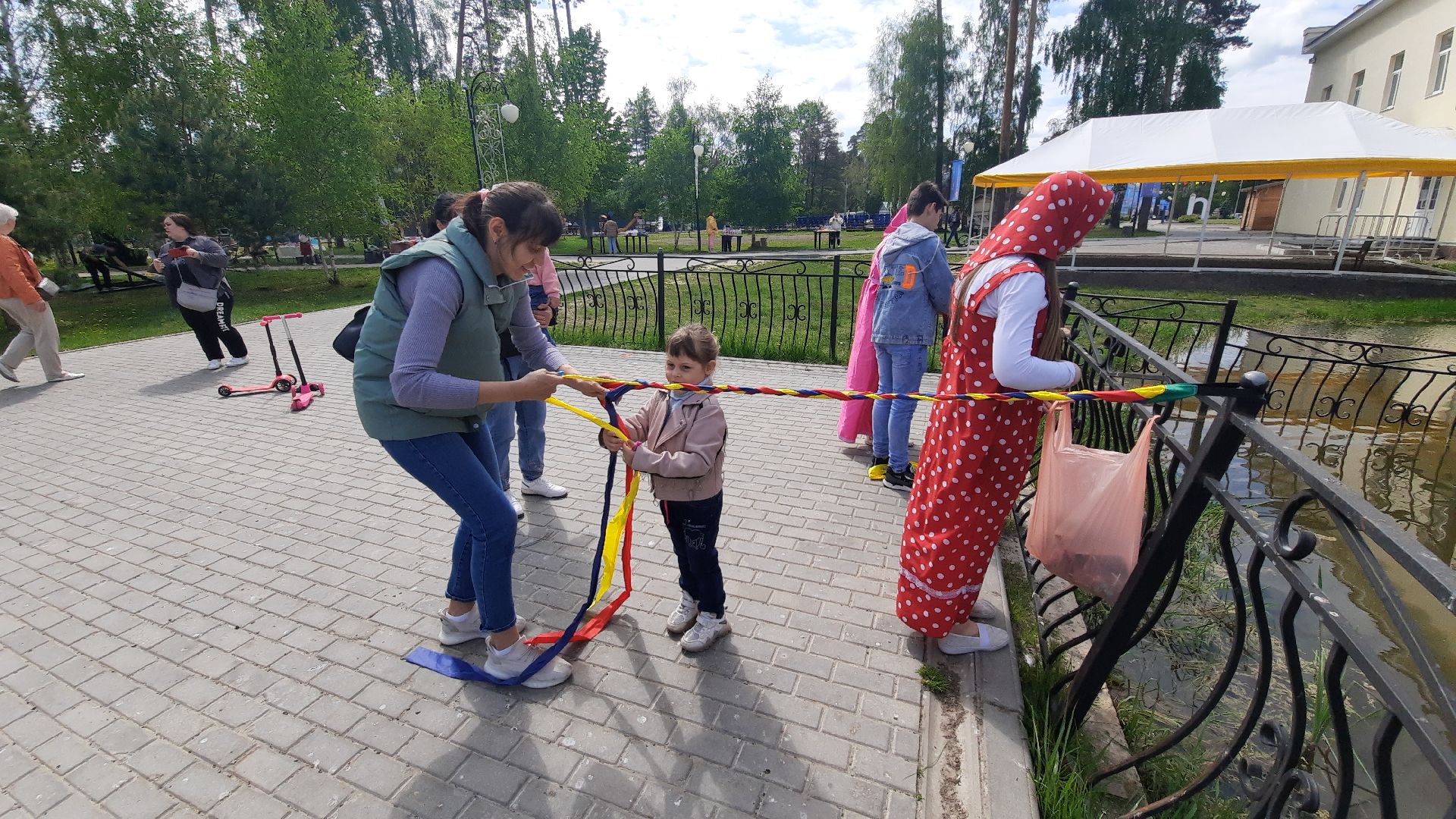 гуляния в парке, Шатура